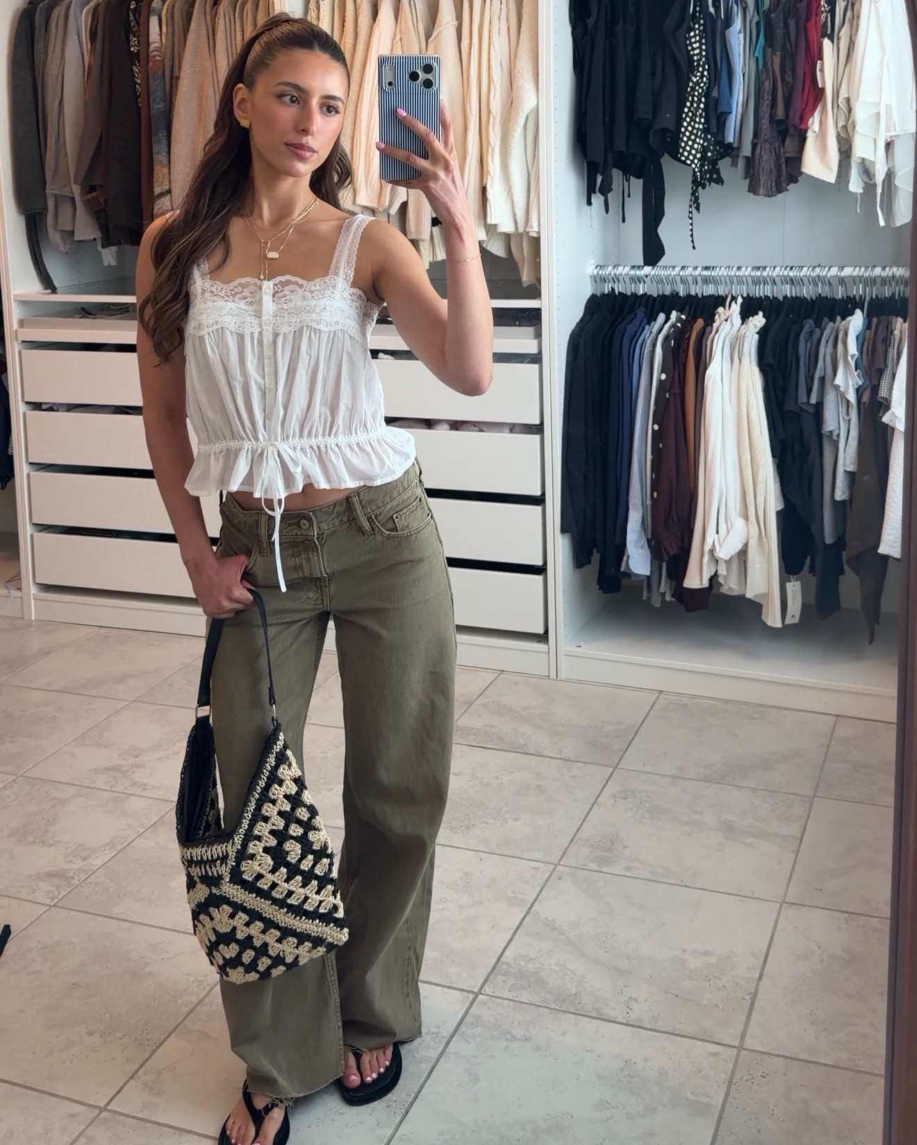 Wearing these olive jeans again bc they’re just so easy to style! 

#LTKSeasonal #LTKootd