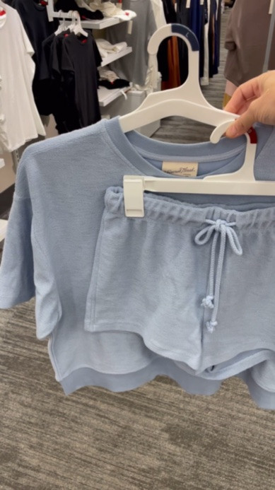 If you love a comfy set this one need to be added to the rotation @Target

#LTKootd #LTKSeasonal