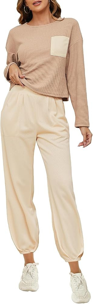 FANCYINN 2 Piece Sweatsuit Set Cropped Sweatshirt Pullover Tops High Waisted Pants Tracksuit Pock... | Amazon (US)