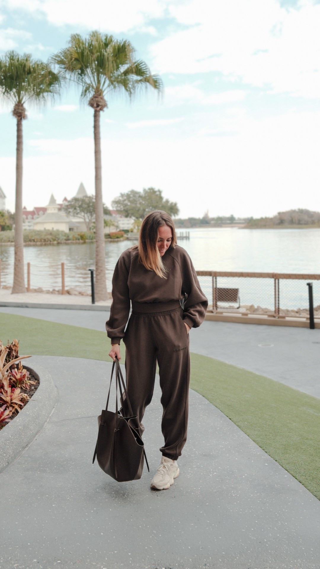 Oh you want to get on an airplane? Cue the cute set ✈️ This set from @lululemon is a keeper for sure! 



#LTKmomlife #LTKootd #LTKTravel