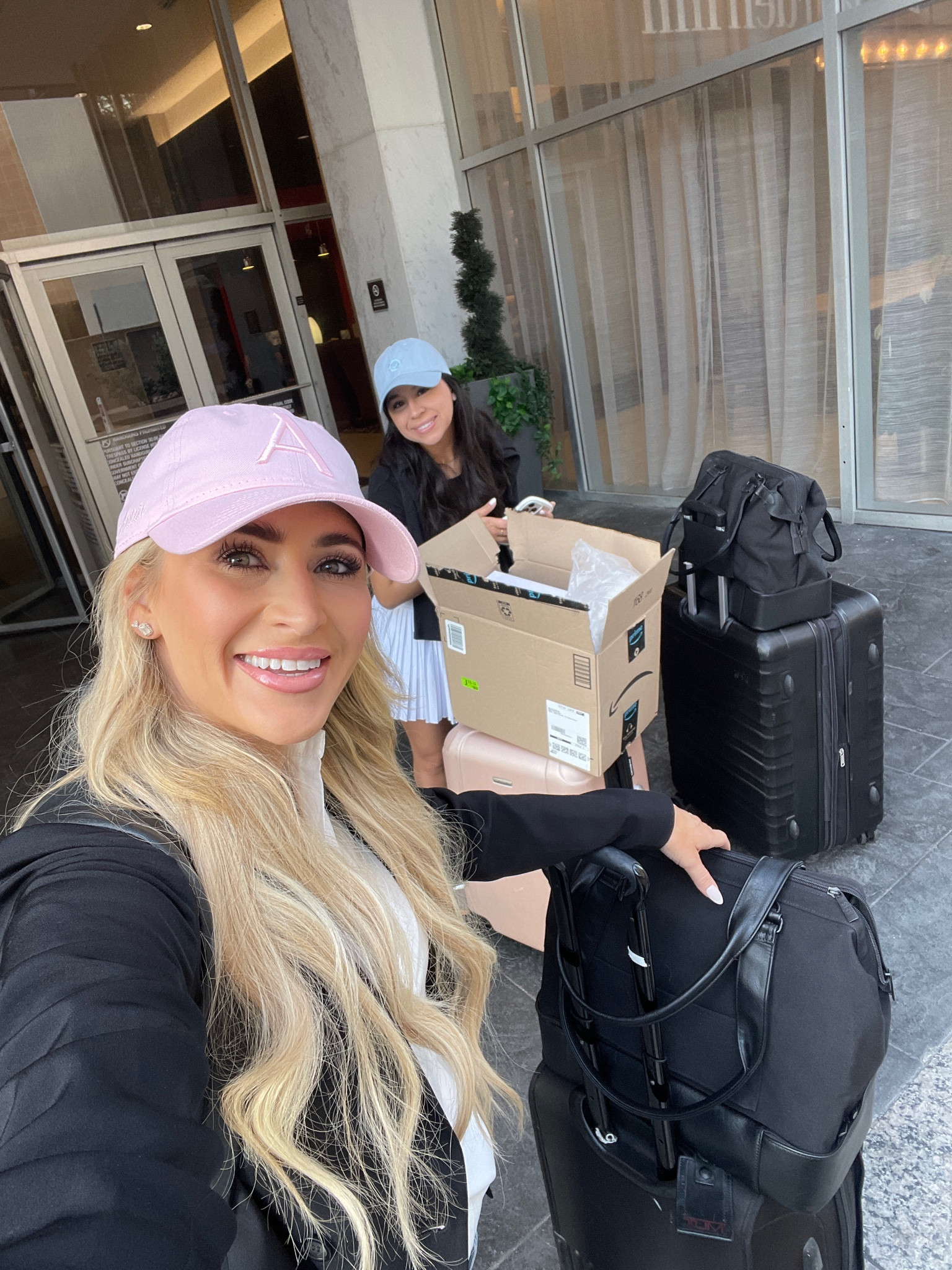 Bags are packed and we are headed out! ✌🏻Dallas! #LTKCon 2024 is officially over! 

#LTKCon #LTKTravel