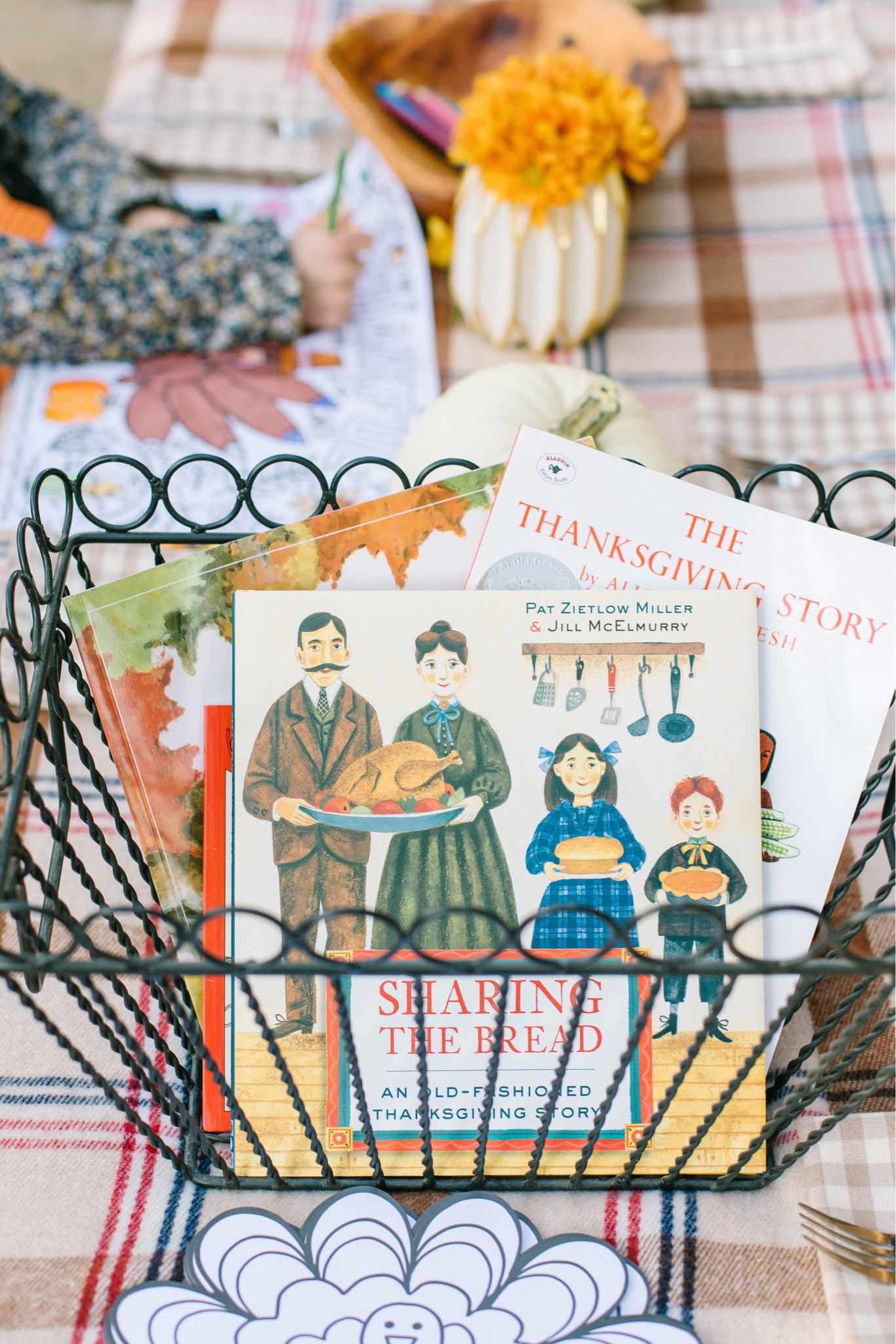 Timeless thanksgiving books for children and families!

#LTKfindsunder50 #LTKHoliday #LTKfindsunder100