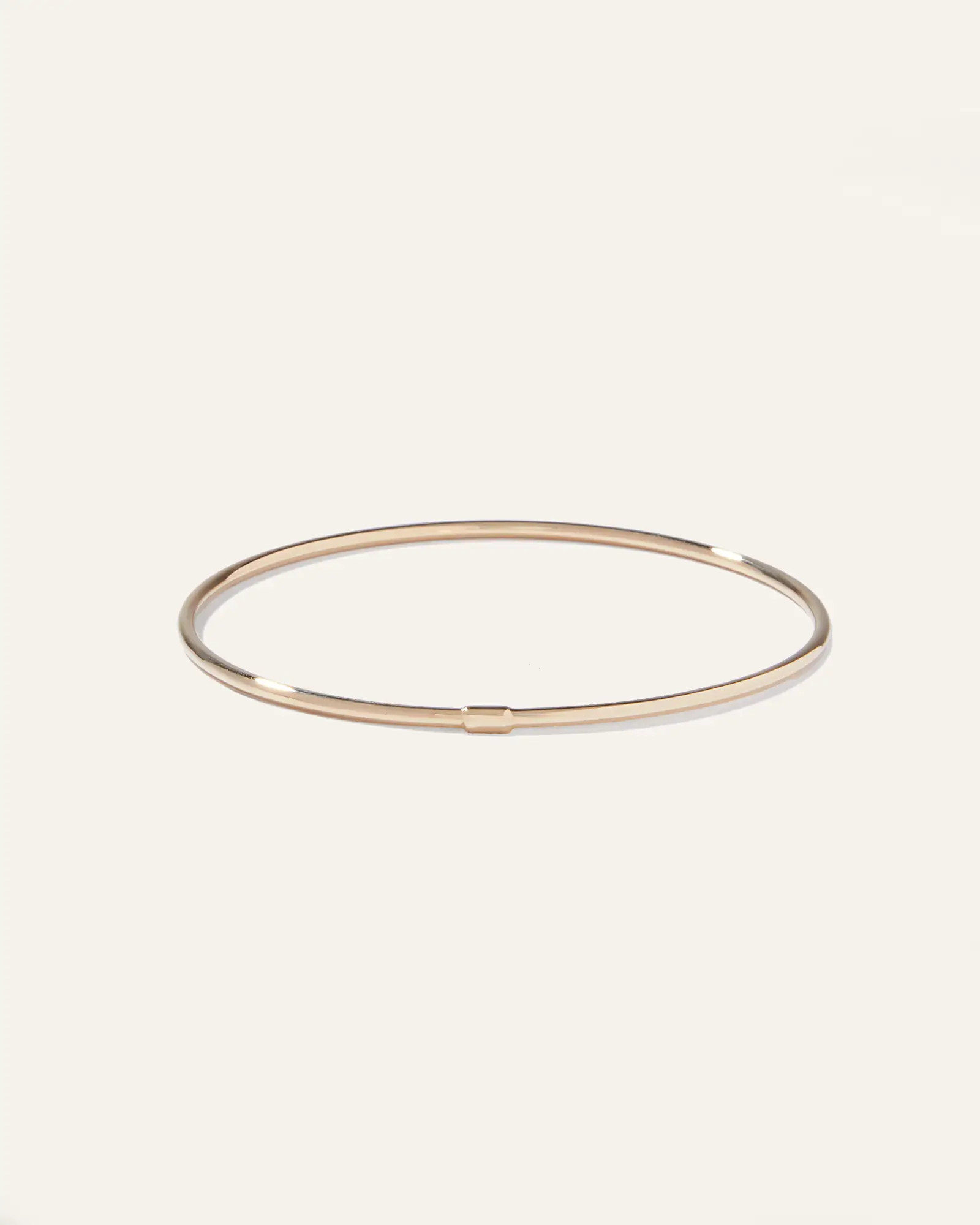 14K Gold Oversized Stacking Bangle in Yellow Gold | Quince