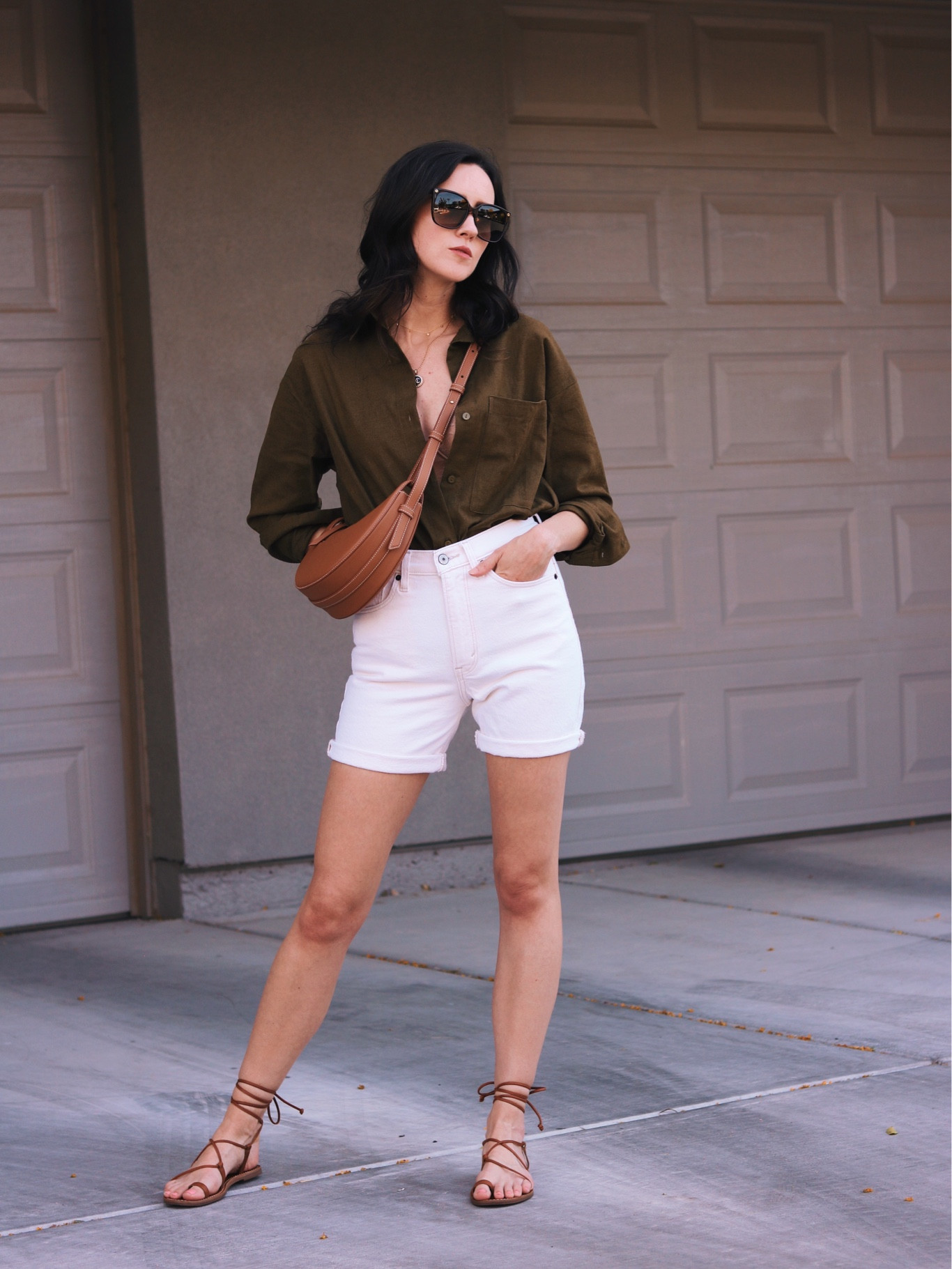 I love a neutral outfit 🫶🏻 
Wearing an XS in the linen top & a24 in the shorts



#LTKFind #LTKstyletip #LTKSeasonal