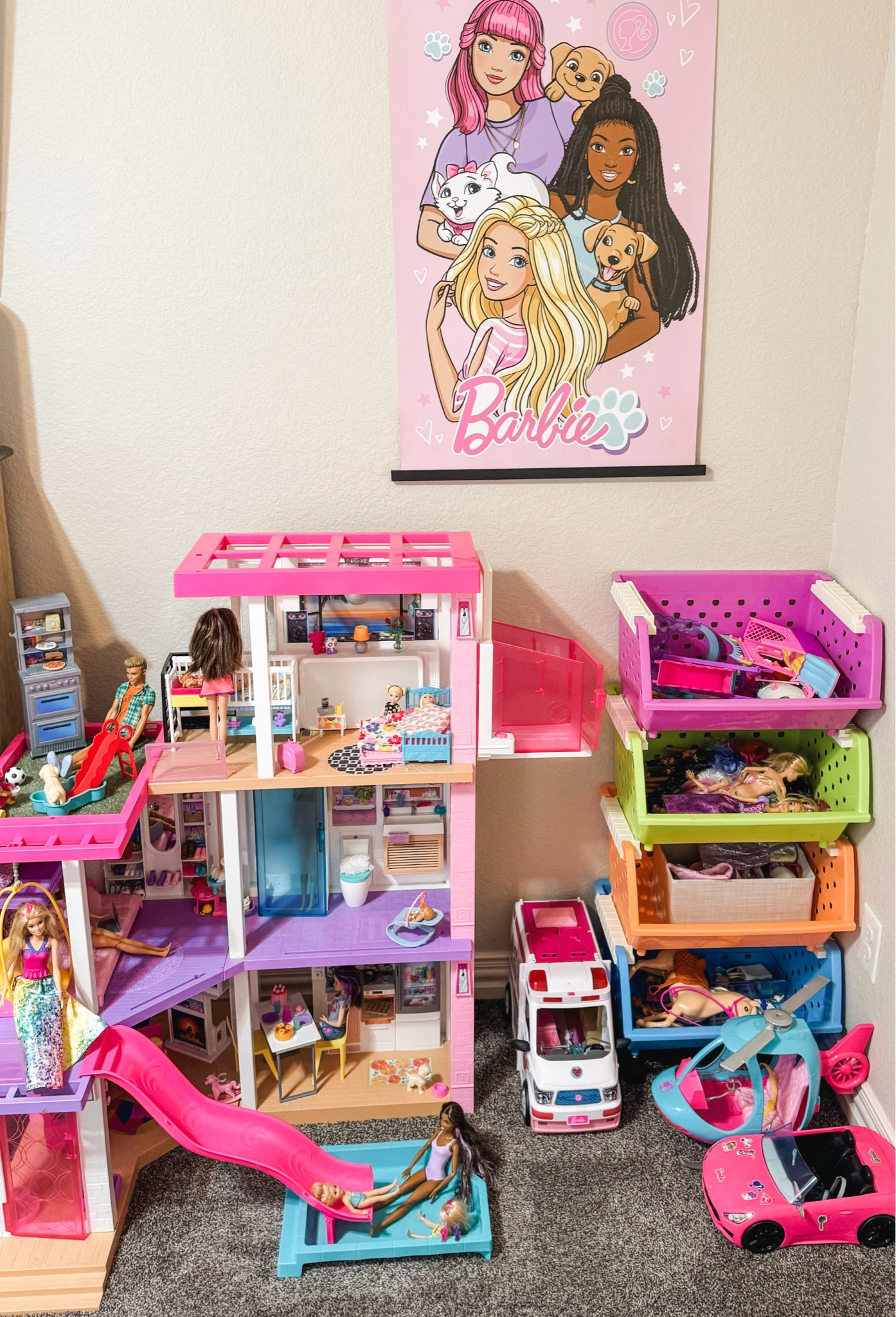 My daughter’s Barbie corner💕👠🛍️ #barbie #amazonfinds #kidsroomdecor

#LTKFindsUnder50 #LTKFindsUnder100 #LTKKids