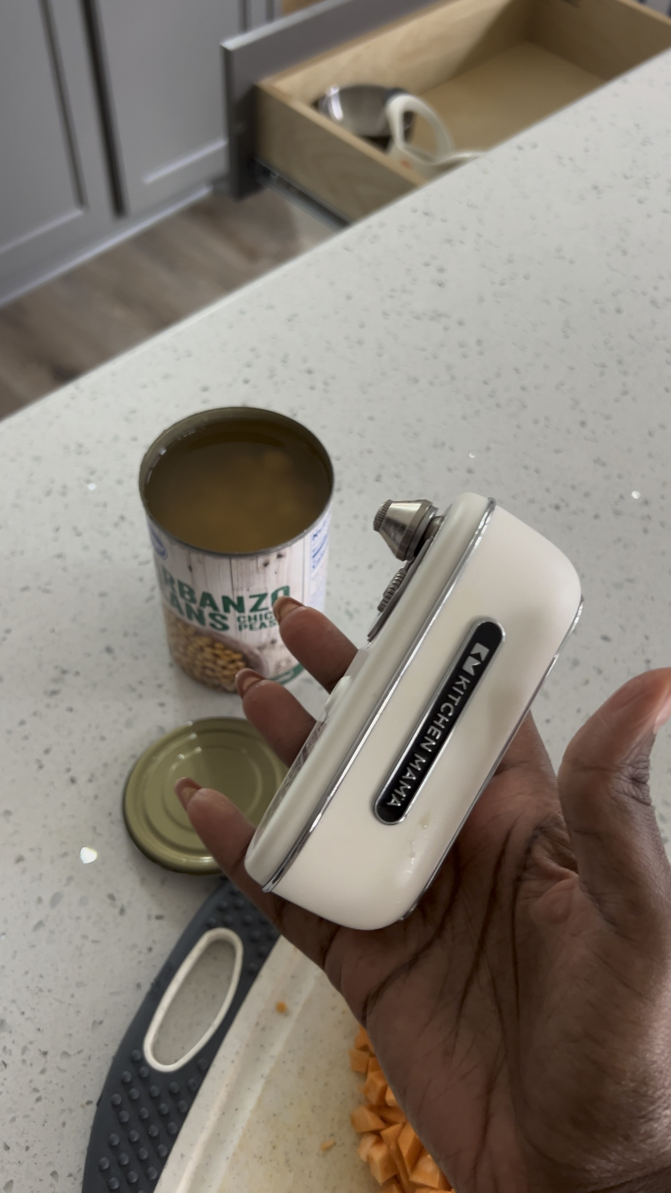 Pretty impressed by this can opener 

#LTKVideo #LTKHome #LTKSaleAlert