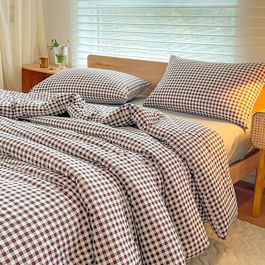 Queen Comforter Set, Mocha Gingham Bedding Comforter Sets, Dark Brown Grid Bed Comforter 3 Pieces... | Amazon (US)