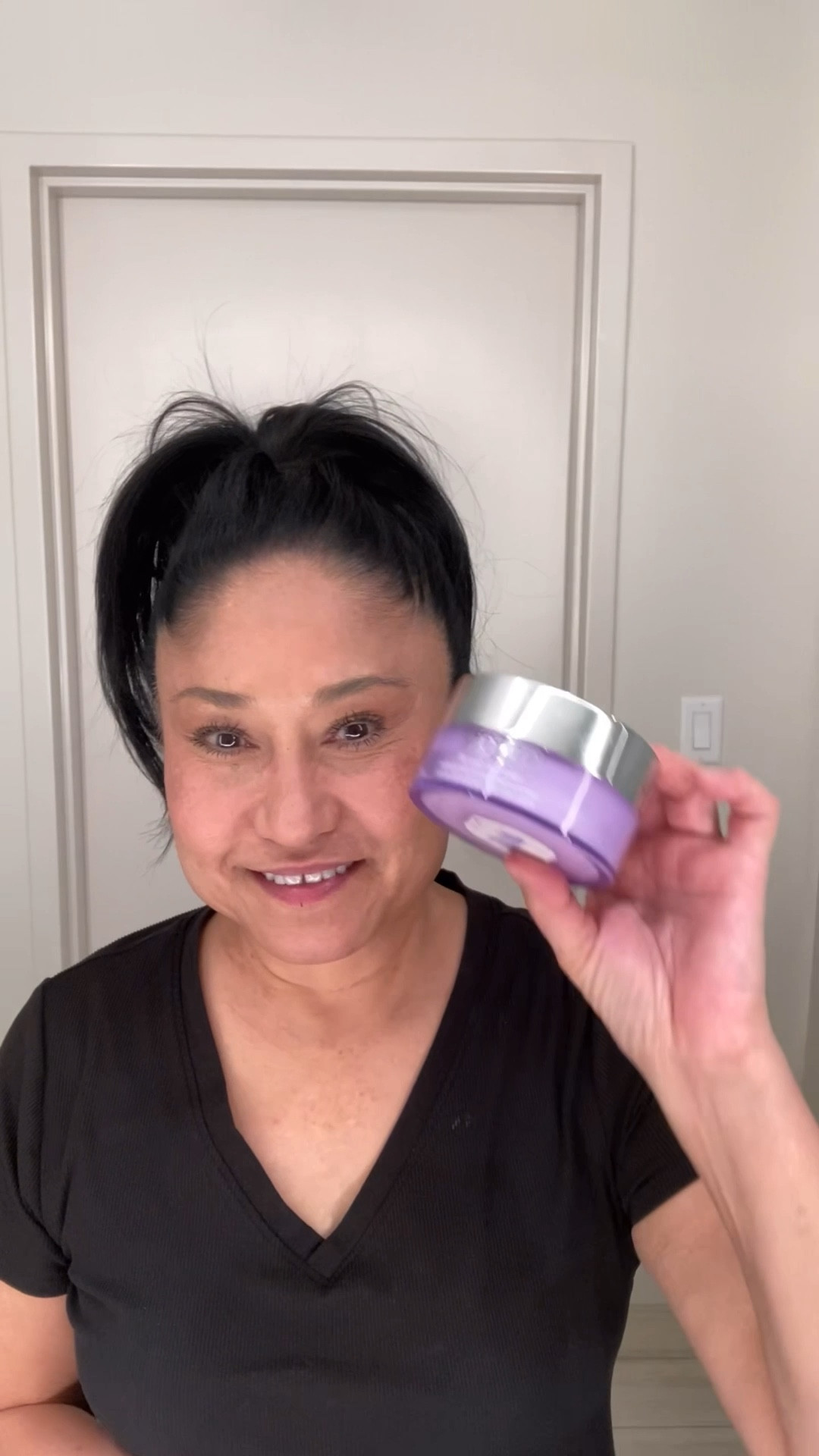 Struggling to remove makeup without stripping your skin? Clinique Take the Day Off Balm & Makeup Remover melts away makeup effortlessly while keeping my dry skin feeling soft, calm, and nourished — no tightness, no stinging, just clean, happy skin!

Linked it on my LTK for easy shopping — grab yours and treat your skin tonight! 

#skincareroutine #skincareover60 #matureskinfriendly #thisis61 #nighttimeroutine #over60skincare

#LTKBeauty