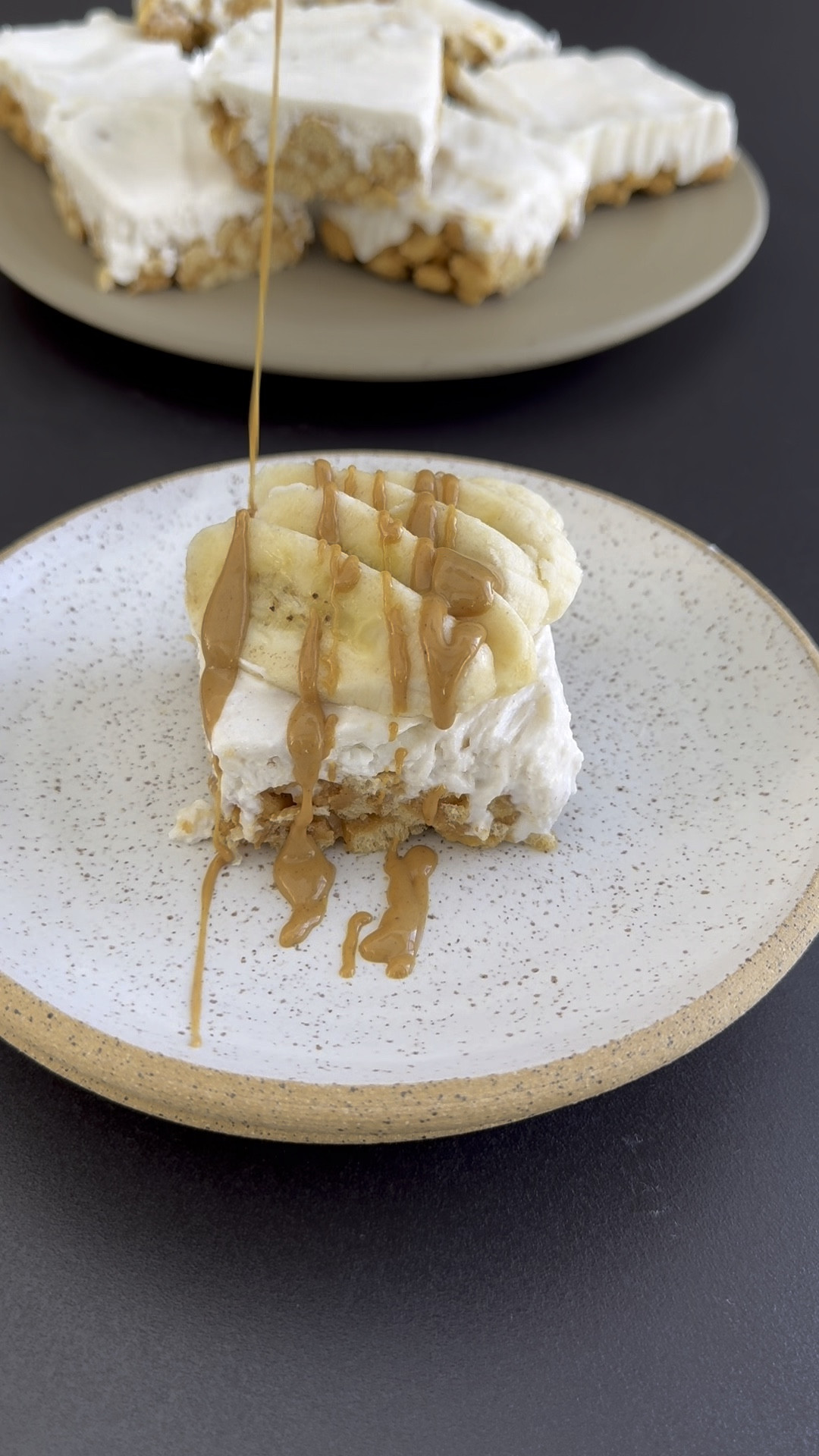 Perfect for breakfast or a healthy mid-day snack, these five-ingredient, frozen yogurt breakfast bars are absolutely fire!

#LTKhome #LTKVideo #LTKSeasonal