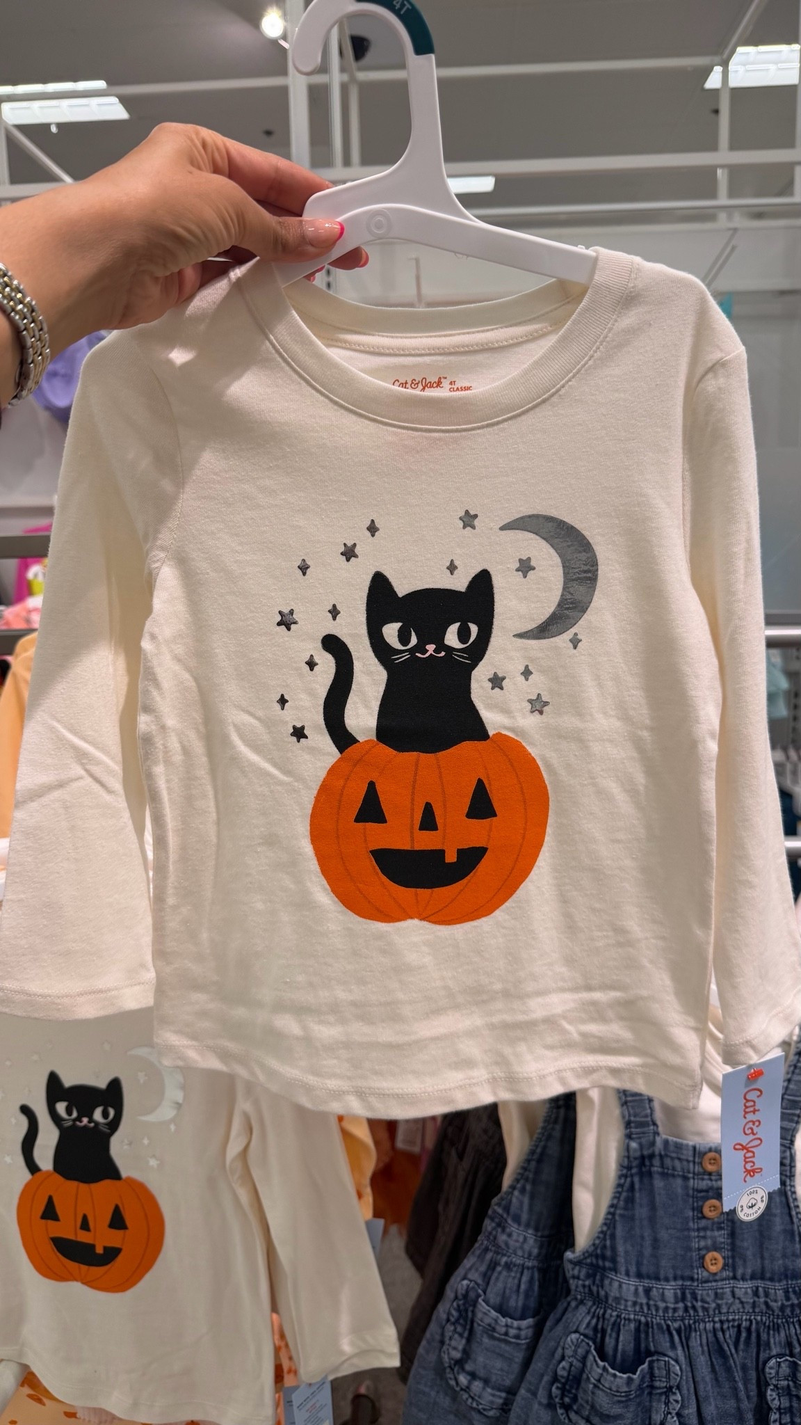 Cute Halloween baby clothes 

Halloween outfit, kids pajamas, kids Halloween outfits, Halloween sets for kids, kids Halloween outfits, boys Halloween, Halloween sets, boo baskets, girls Halloween, Halloween shirts for girls