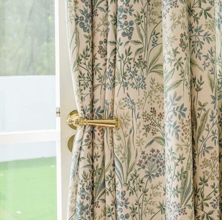 Amazon drapes! 🤩





Curtains, window treatment, blue and green, colorful, fun, drapery 