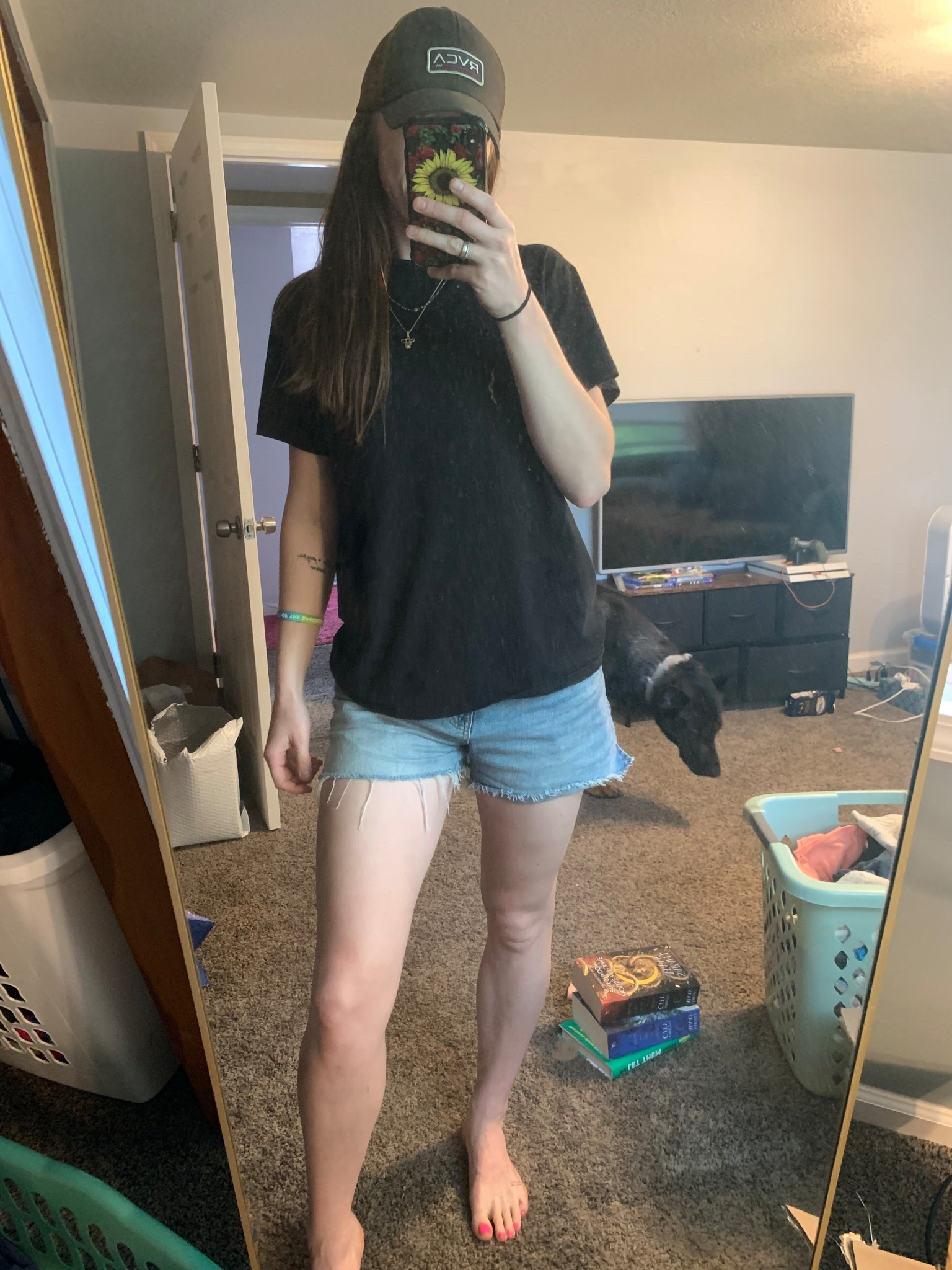 Keeping it simple.. tshirt and Jean shorts with my boyfriends hat 🥰

Medium tee
Size 6 shorts 

#LTKStyleTip #LTKFindsUnder50 #LTKSummerEdit