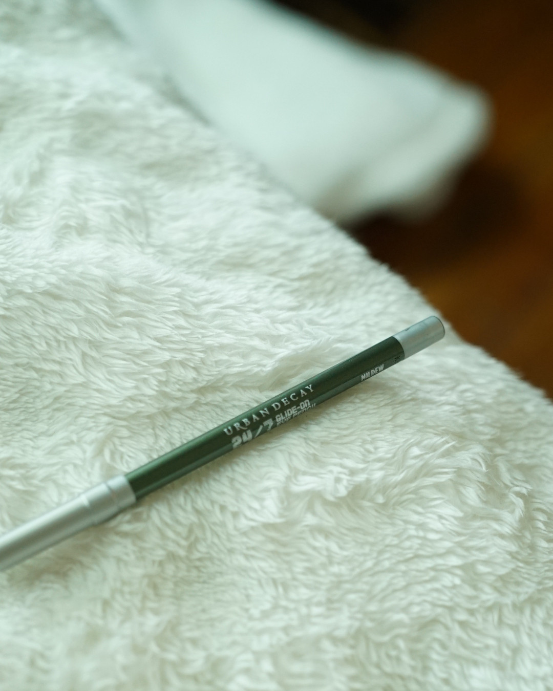 One of those makeup staples that's earned a permanent spot in my routine. ✨

The Urban Decay 24/7 Glide-On Waterproof Eyeliner Pencil is creamy, easy to blend, and once it sets, it stays put. Whether I'm creating a soft everyday look or adding a little more definition for date night, this eyeliner always delivers.

If you're looking for a waterproof eyeliner that glides on effortlessly and wears beautifully throughout the day, this one is absolutely worth checking out. 

 #LTKgrwm #LTKBeauty