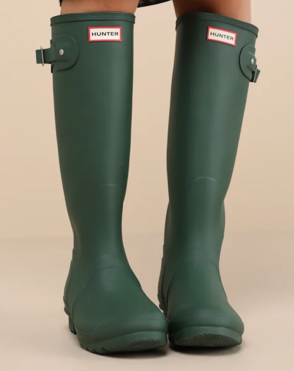 Hunter boots for spring! Knee high boots for spring are trending! #springfashion

#LTKSeasonal #LTKStyleTip