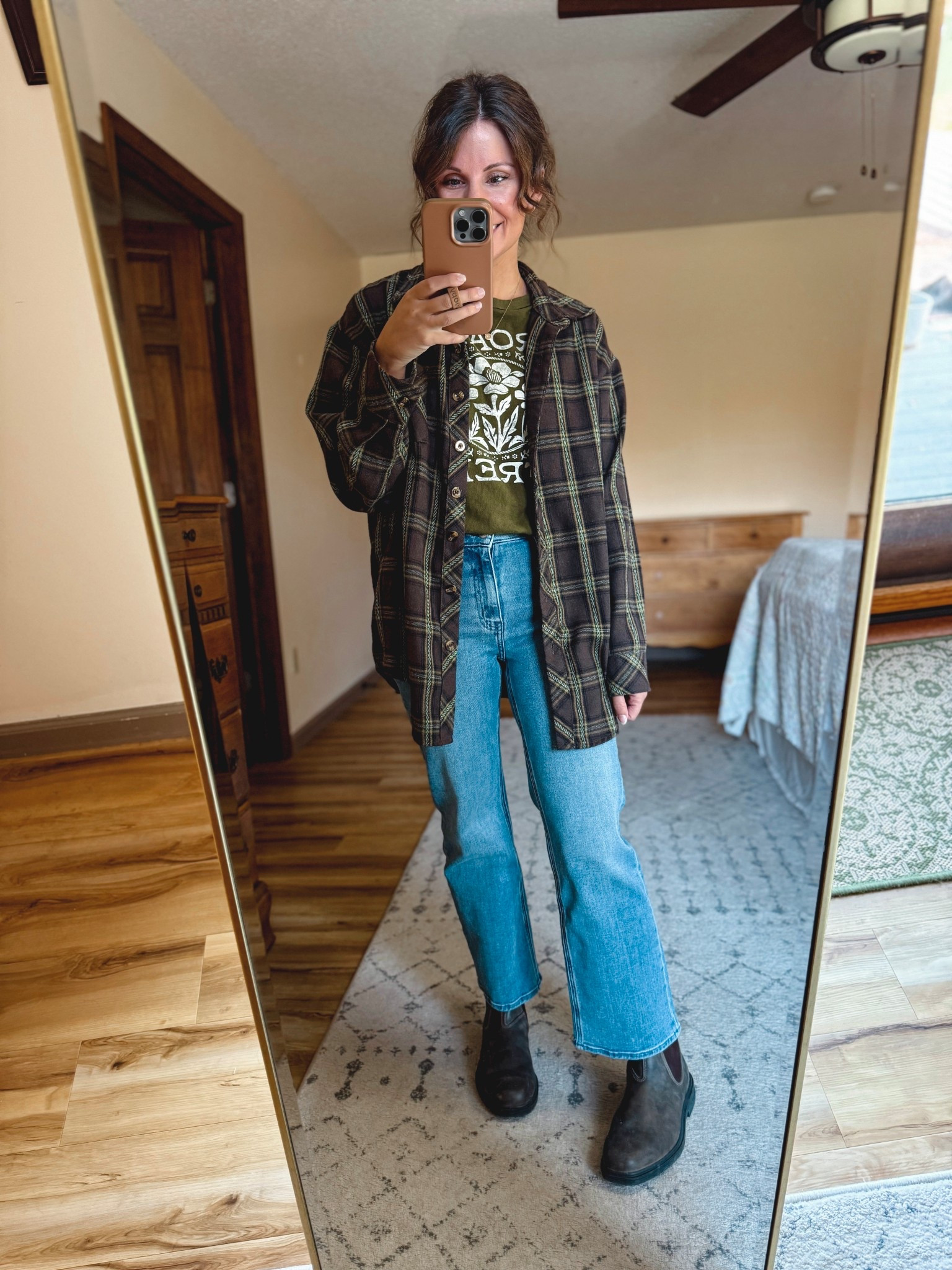 Wearing size small in my graphic tee, small in my flannel, and 24 (with a 26” inseam) in my jeans! My blundstone boots are rustic brown and fit true to size 

#LTKSeasonal #LTKPetite #LTKFindsUnder100
