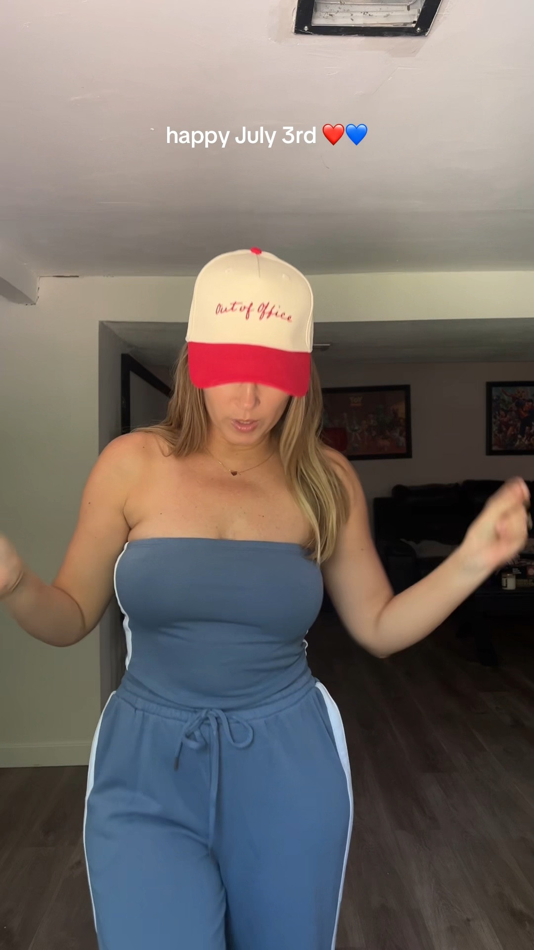 Need this set in more colors!! You can't beat $20!! 💙 #twopieceset #walmartfashion #loungewear #tubetop #straplesstop 

#LTKFindsUnder50 #LTKStyleTip #LTKSeasonal