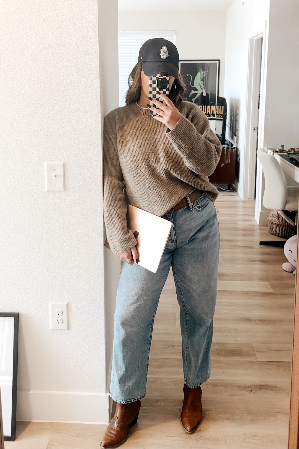 Coffee shop fit ☕️

#LTKFindsUnder100 #LTKMidsize #LTKStyleTip