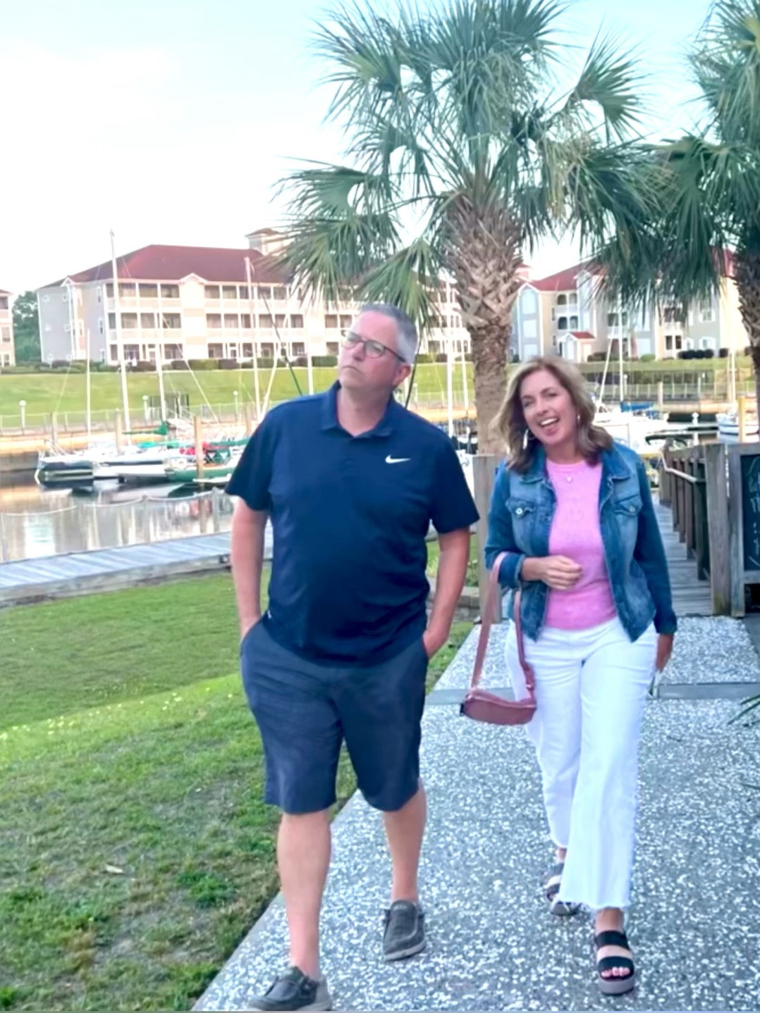 Again with the white pants and crocs, I can’t help it ya’ll!  I love them!  Also love my lululemon dupe belt bag from Amazon!  

#LTKitbag #LTKSeasonal #LTKshoecrush