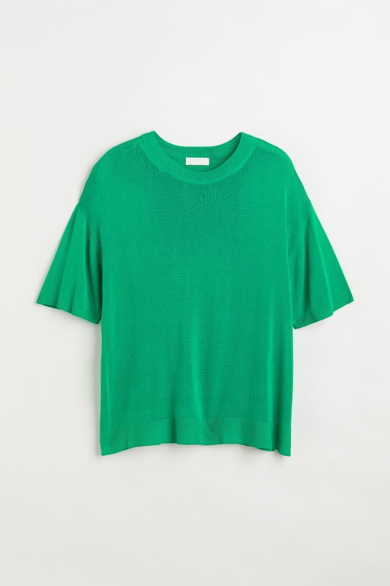 T-shirt in fine-knit viscose. Relaxed fit with dropped shoulders and ribbing around neckline, cuf... | H&M (US + CA)