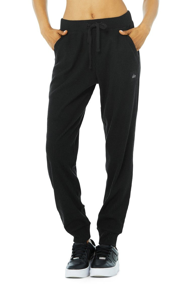 Muse Sweatpant - Black | Alo Yoga (US)