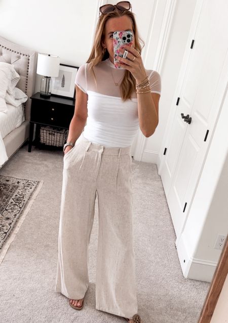Neutral summer vibes. I’m 5’7” wearing a small in the linen pants. Bodysuit is true to size. 