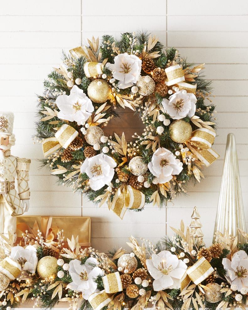 Neiman Marcus 28" Gold Prelit Christmas Wreath | Neiman Marcus