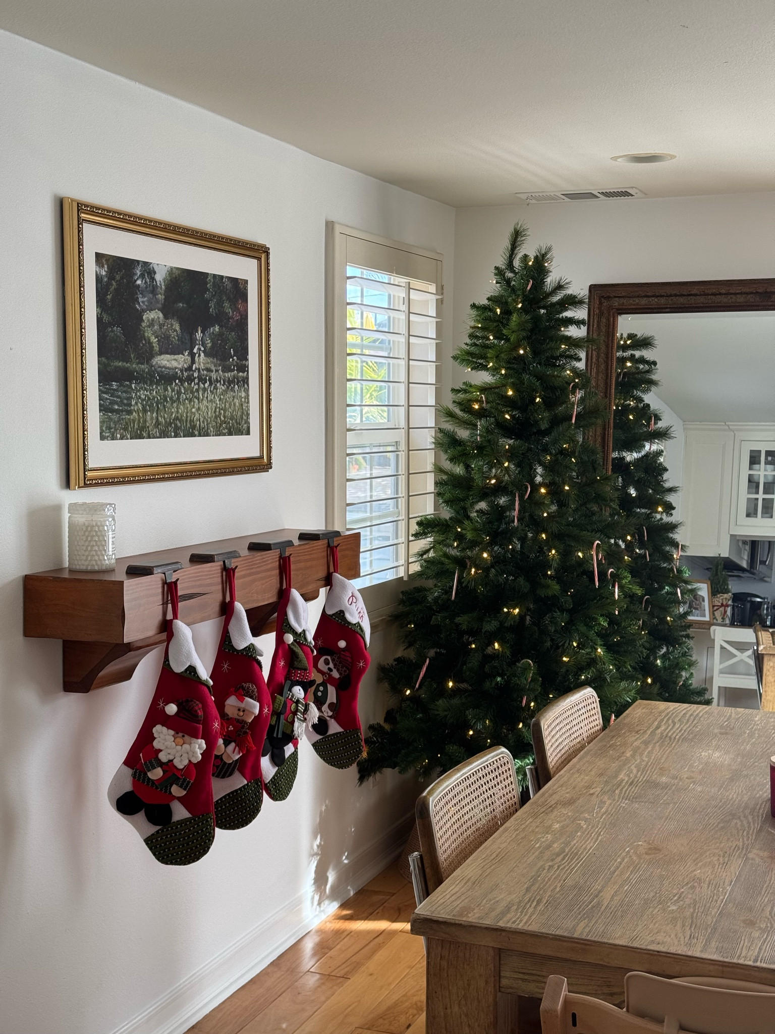 Holiday home ❤️

#LTKSeasonal #LTKHoliday #LTKHome
