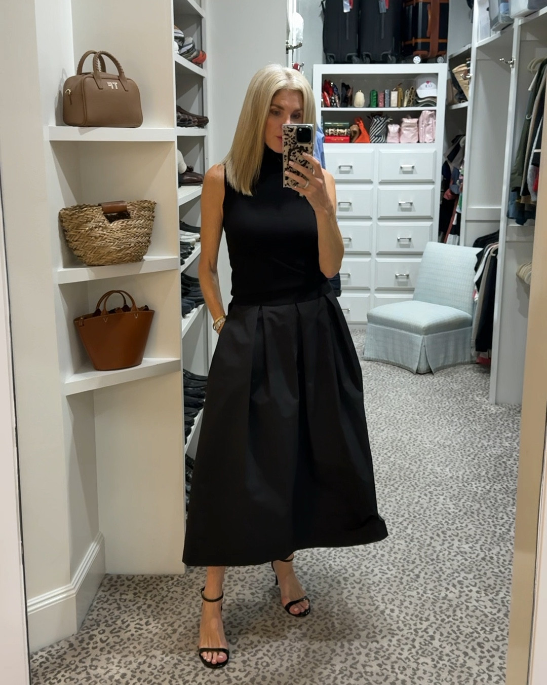 Sweater - S
Skirt - M
Shoes - TTS 

#LTKHoliday #LTKStyleTip #LTKOver40