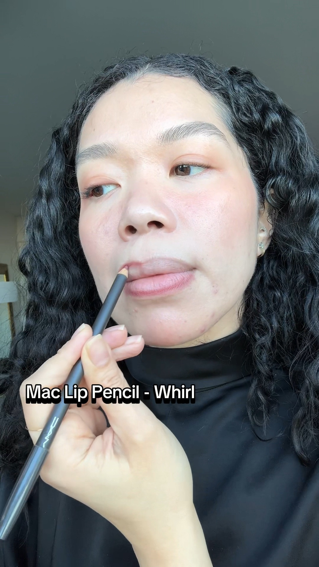 My current glossy brown lip combo, both from mac cosmetics 💋🤎
Lip Liner - Whirl
Glossy Stick - Stimulation

#lipcombo #brownlipcombo #browlipliner #liptutorial #glossylips #maclipcombo 

#LTKFindsUnder50 #LTKBeauty