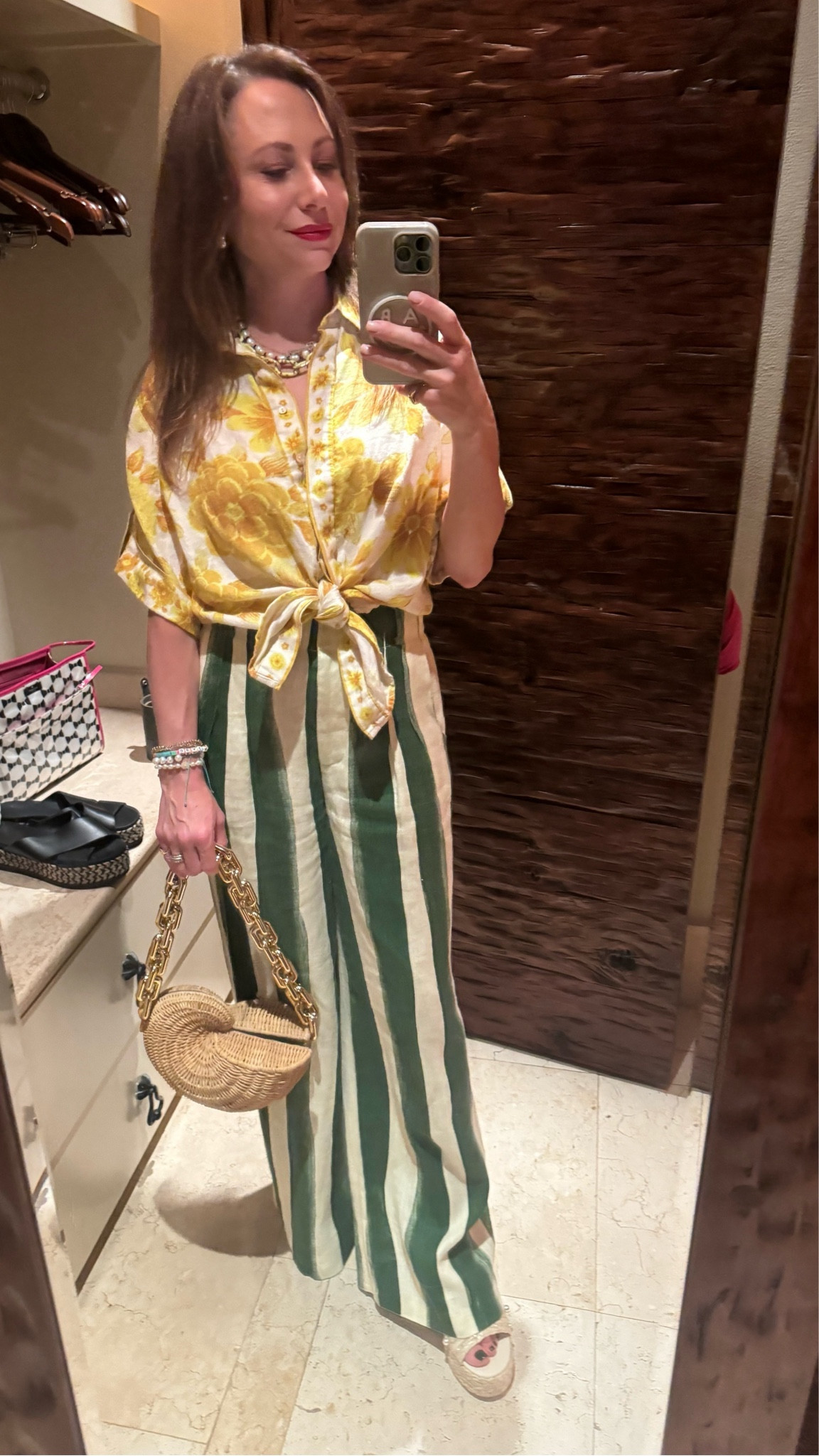 Pattern mixing at its most fun! When you’re kicking back in the sun and slurping down Mai-tais… stripes and sunflowers are the way to go! This look was so fun and yet, brought to much elevation to my lunch get-up! #PatternMixing #MixAndMatch #wicker #wickerpurse #TieFront #Yellow #Stripes #Floral #Green #Beachy #Flirty #Fun #Fresh 

#LTKparties #LTKSeasonal #LTKstyletip
