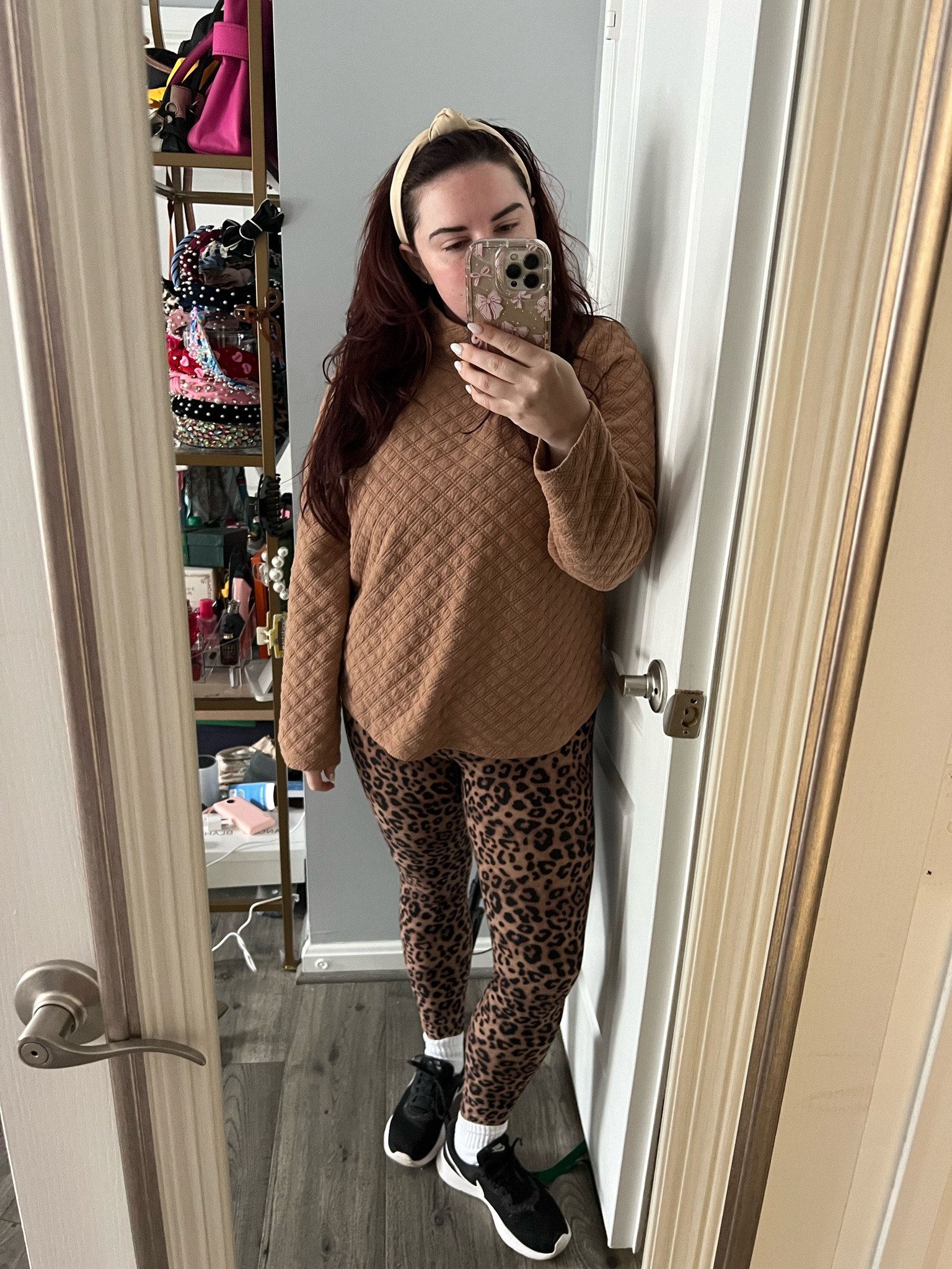 Casual weekend outfit 

Quilted pullover - large 
Leopard Leggings - large 
Black Sneakers - 7.5 

Midsize Outfit 

#LTKfindsunder100 #LTKActive #LTKmidsize