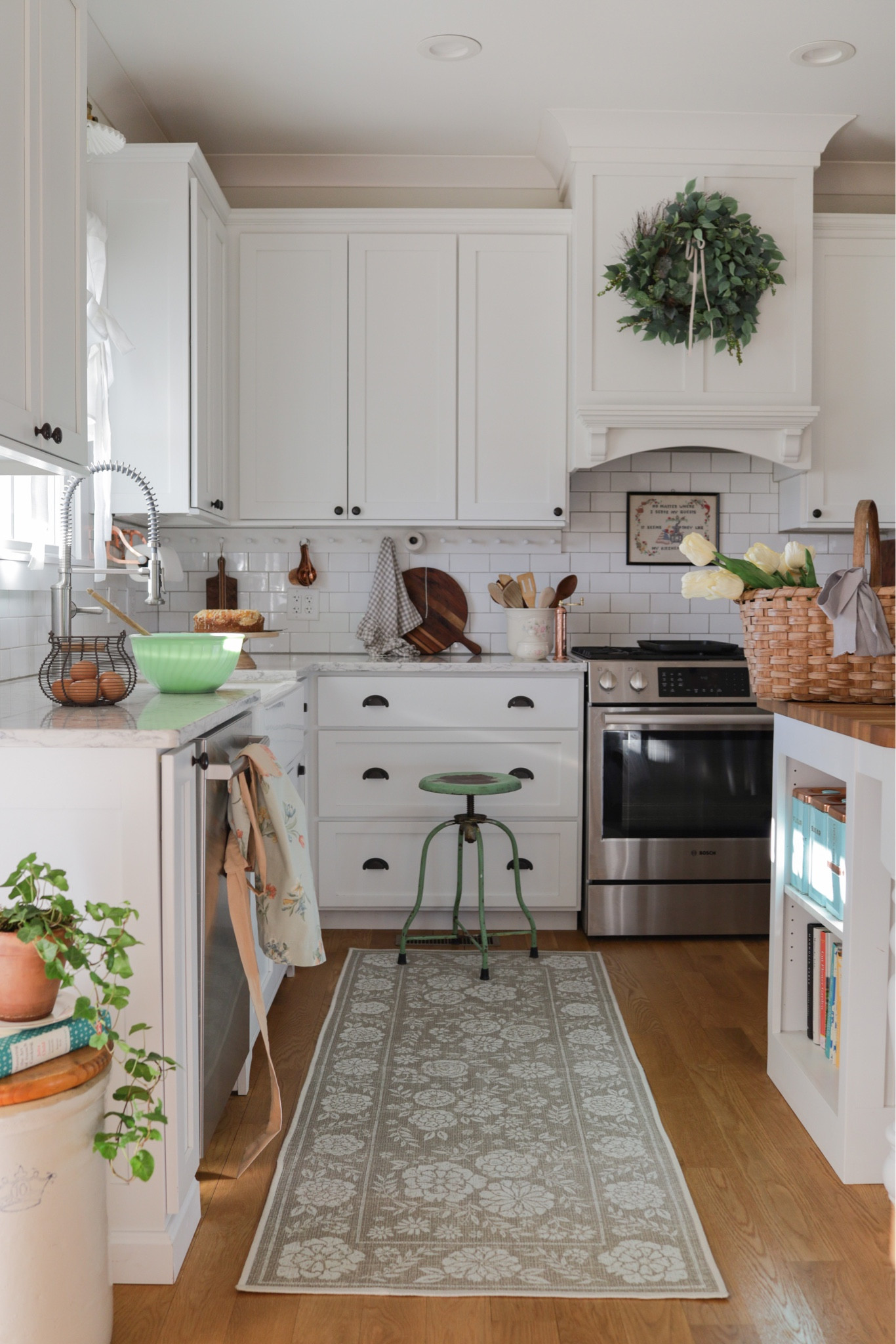 Spring farmhouse kitchen

#LTKhome #LTKFind #LTKSeasonal