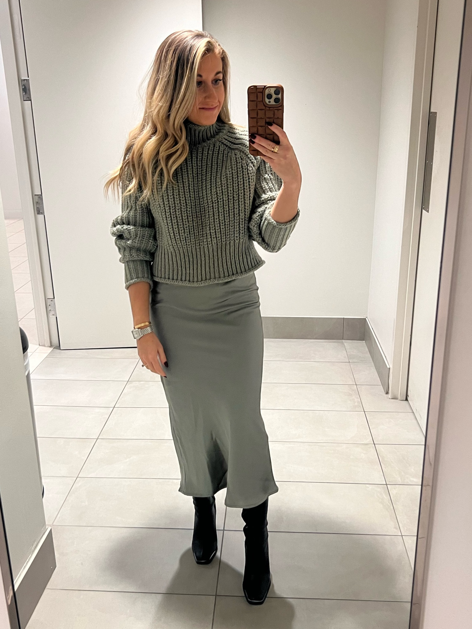 One of my favorite skirts is back in stock in the pretty sage green color! Under $30

Fits true to size. Perfect season transition price for your wardrobe!

#LTKSeasonal #LTKstyletip #LTKfindsunder50