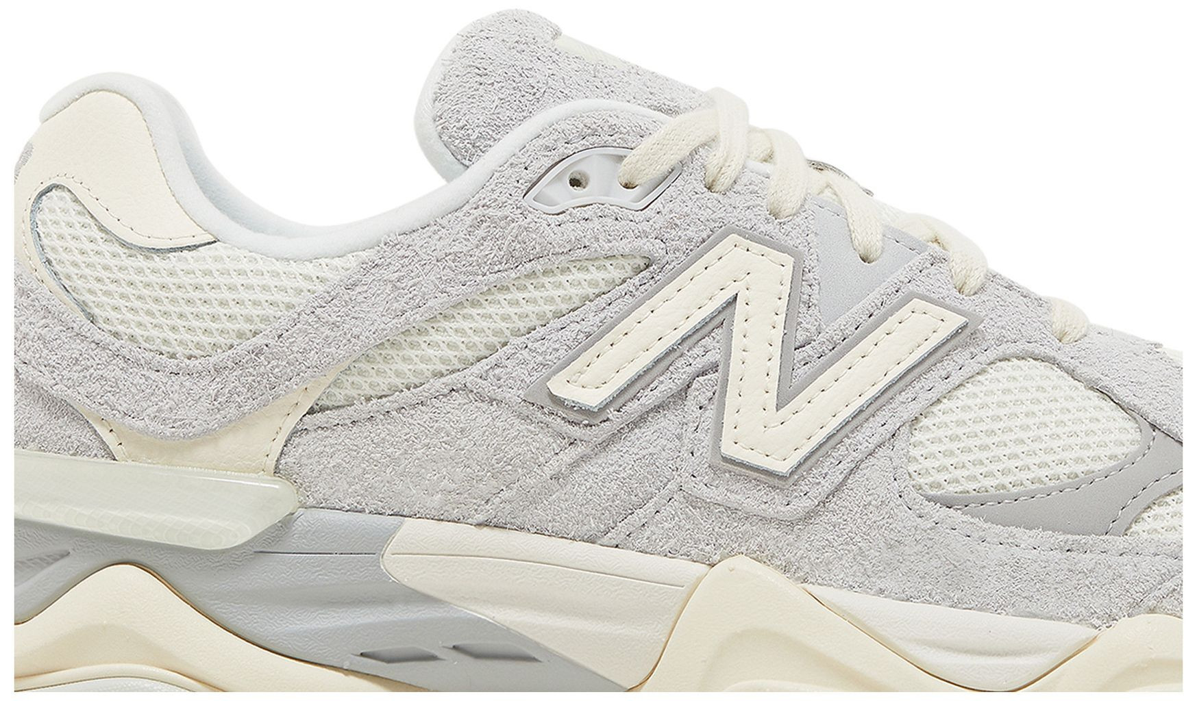 9060 'Quartz Grey' | GOAT