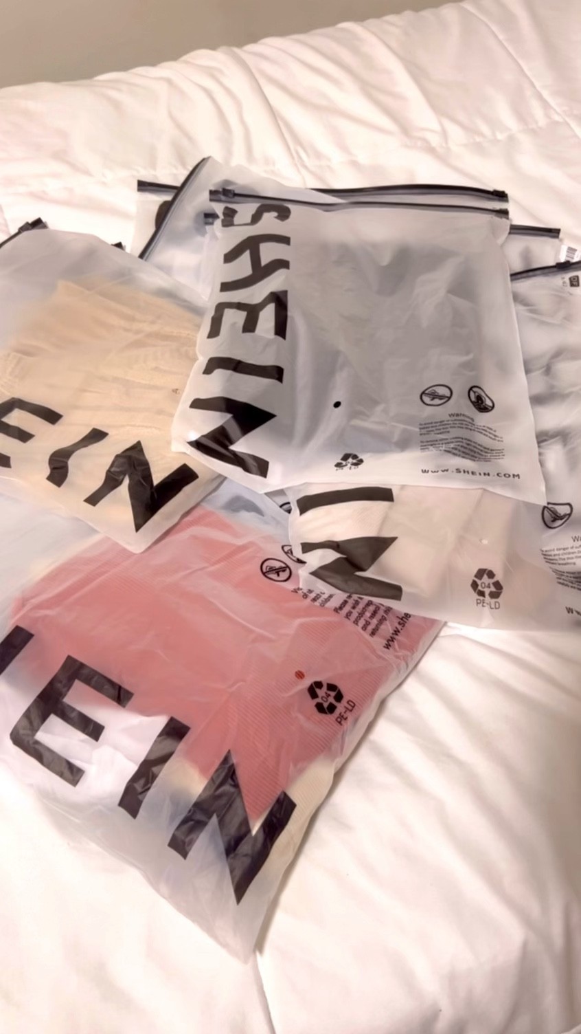 Shein Haul


#shein #sheinhaul #sheinfinds #sheinclothes 

#LTKsalealert #LTKSeasonal #LTKstyletip