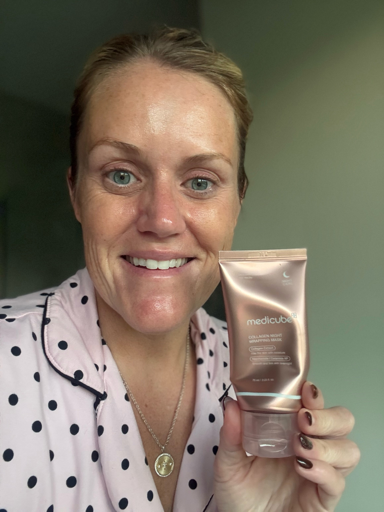 One of my favorite overnight skincare hacks!  Apply this medicube Collagen Wrapping Mask before bed, let it work overnight, then peel it off in the morning. It helps lock in moisture while leaving my skin looking hydrated, smoother, firmer + SO glowy! The morning peel is oddly satisfying too!