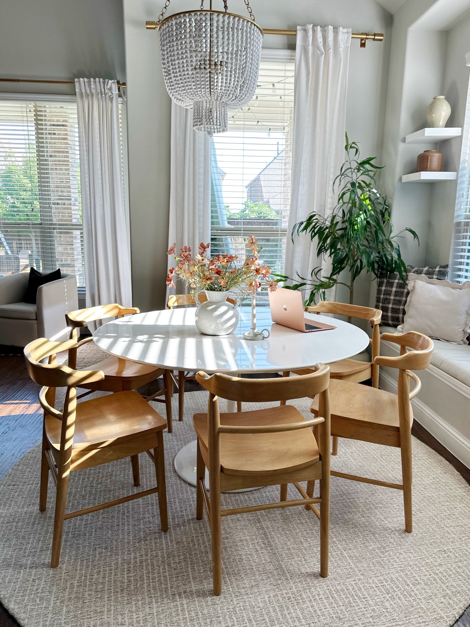 Breakfast nook morning vibes ☀️ 

#LTKSeasonal #LTKHome