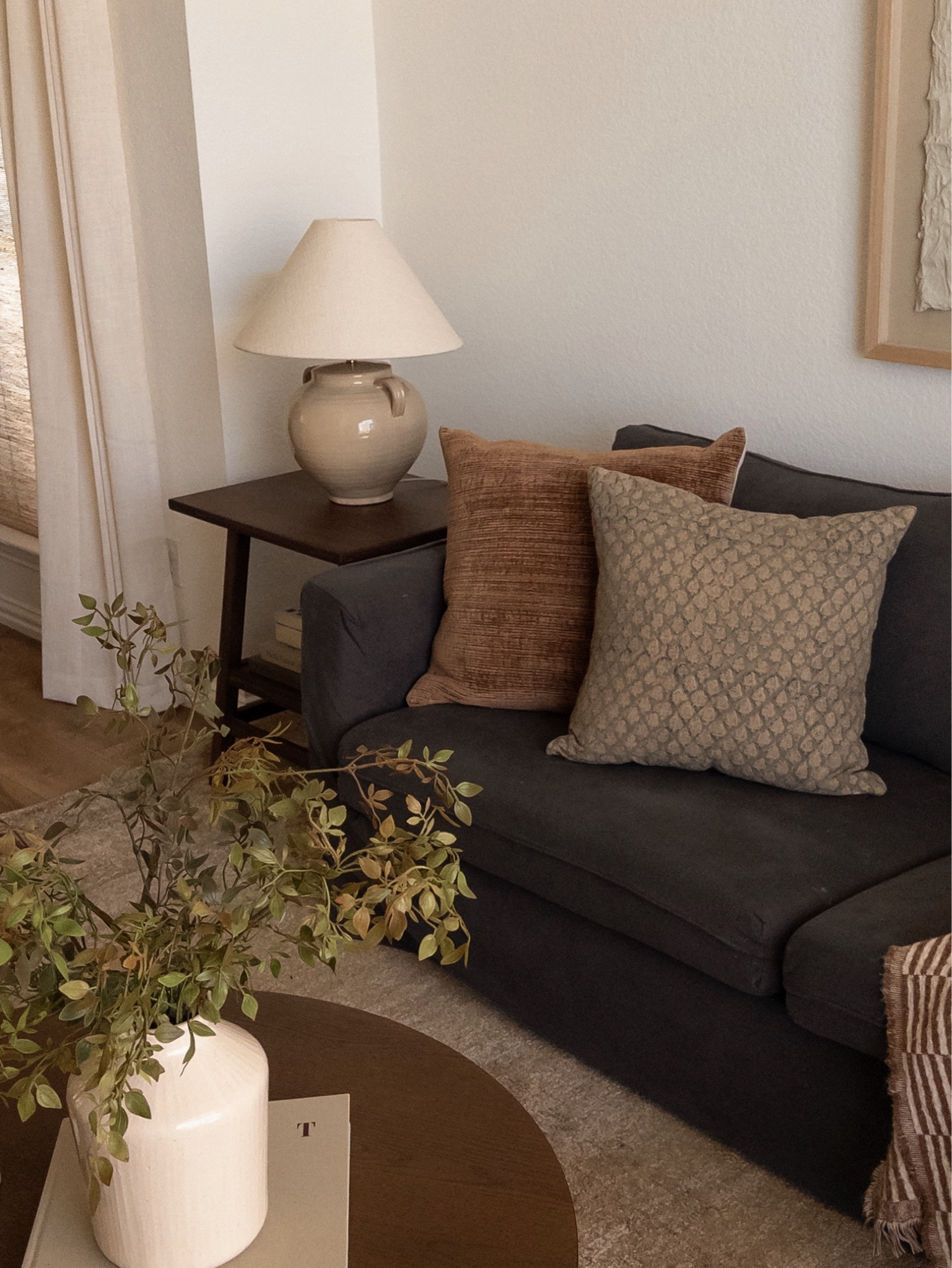 Couch styling inspo

couch styling, pillow inspo, front room styling, living room styling, earthy living room, organic modern, neutral living room 

#LTKStyleTip #LTKHome