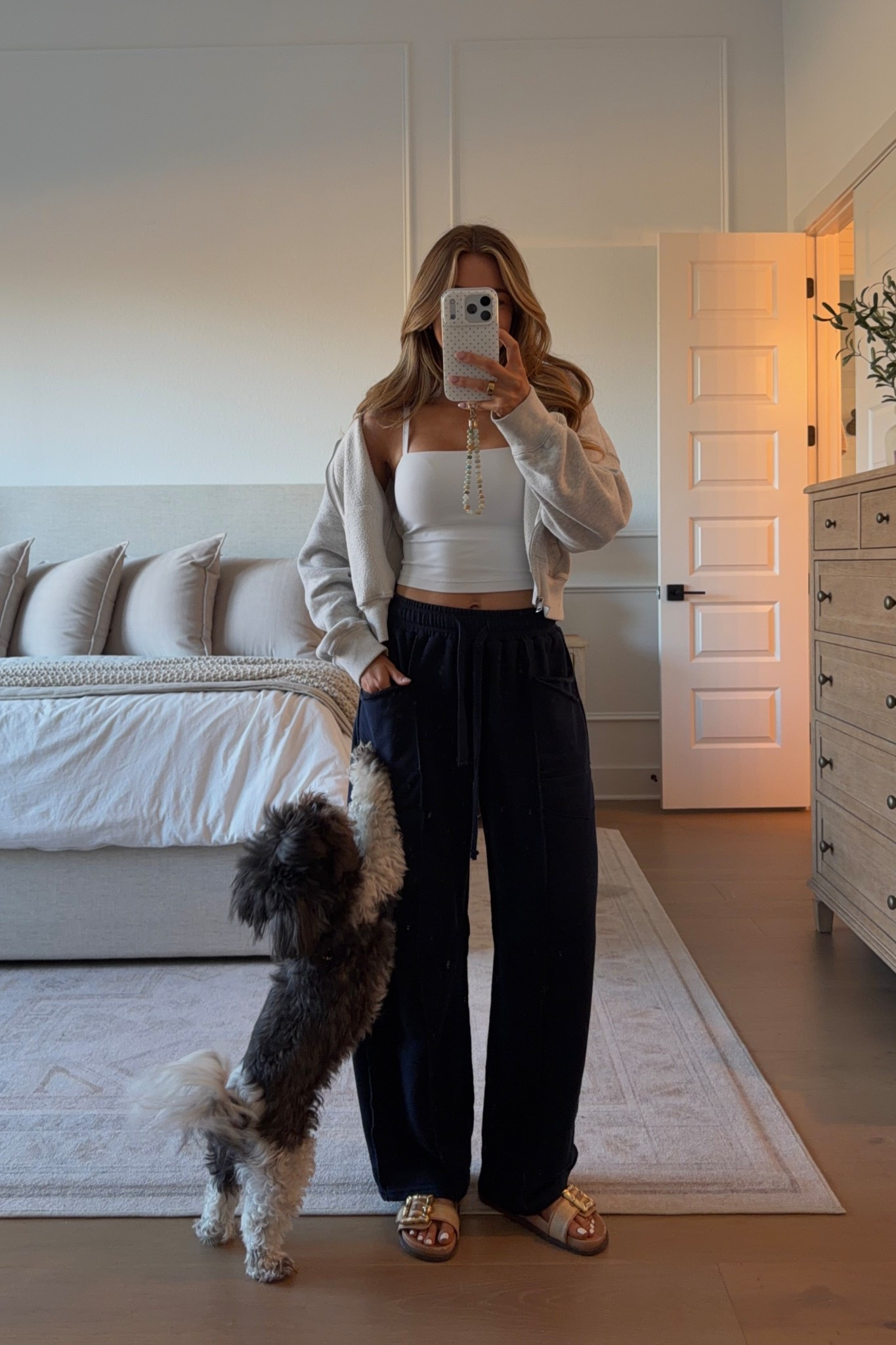 bra tank: xs // sweatpant: small