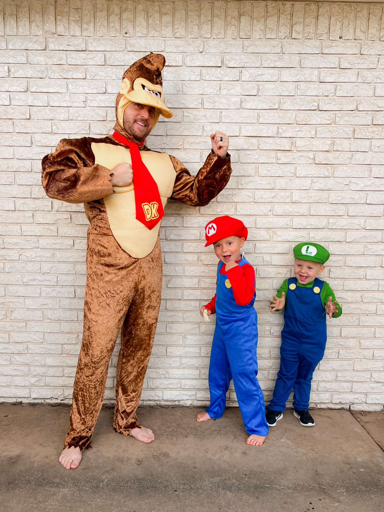 Family Mario Costume
@walmart #walmartpartner #walmartfinds #iywyk

#LTKSeasonal #LTKHolidaySale #LTKHalloween