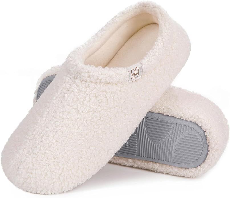 HomeTop Women's Fuzzy Curly Fur Memory Foam Loafer Slippers with Polar Fleece Lining | Amazon (US)