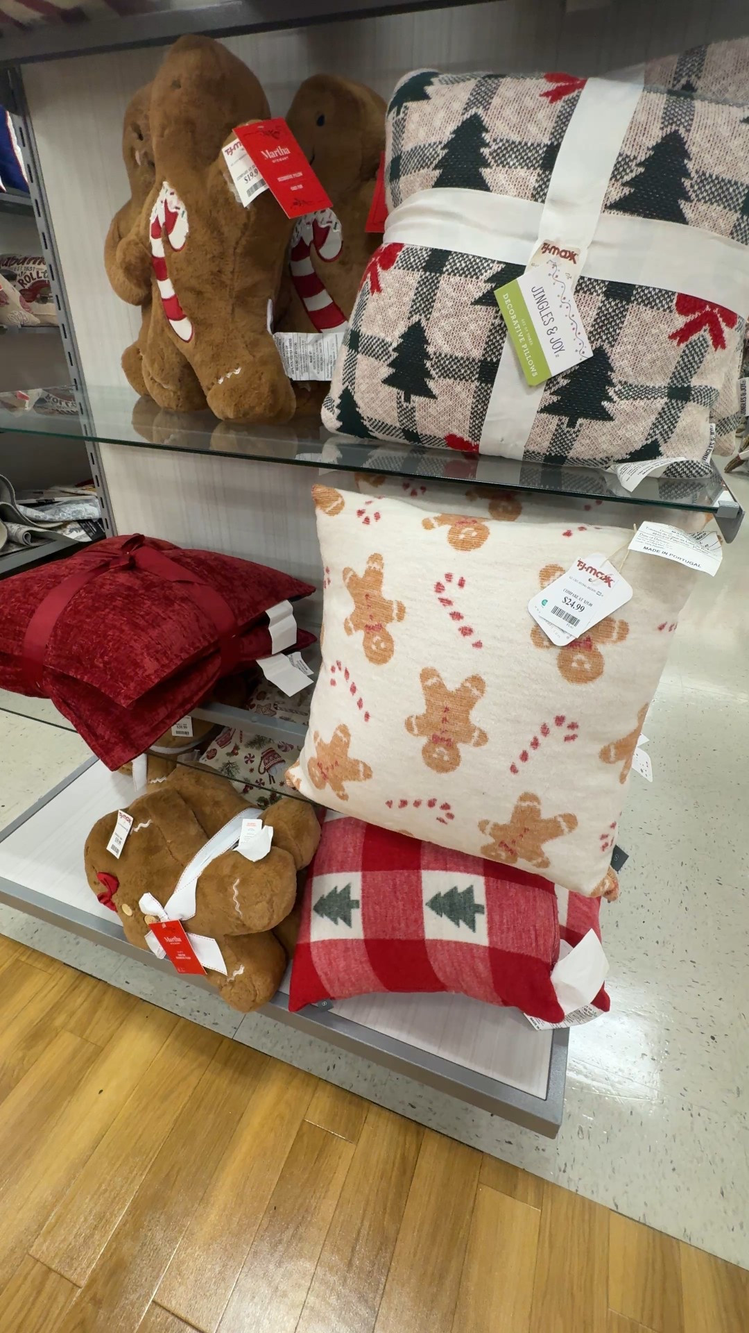 TJ Maxx has comfy pillows for any occasion. I love swapping them out each season. Here are the patterns they have this Christmas so far. 

#LTKGiftGuide #LTKHome #LTKHoliday
