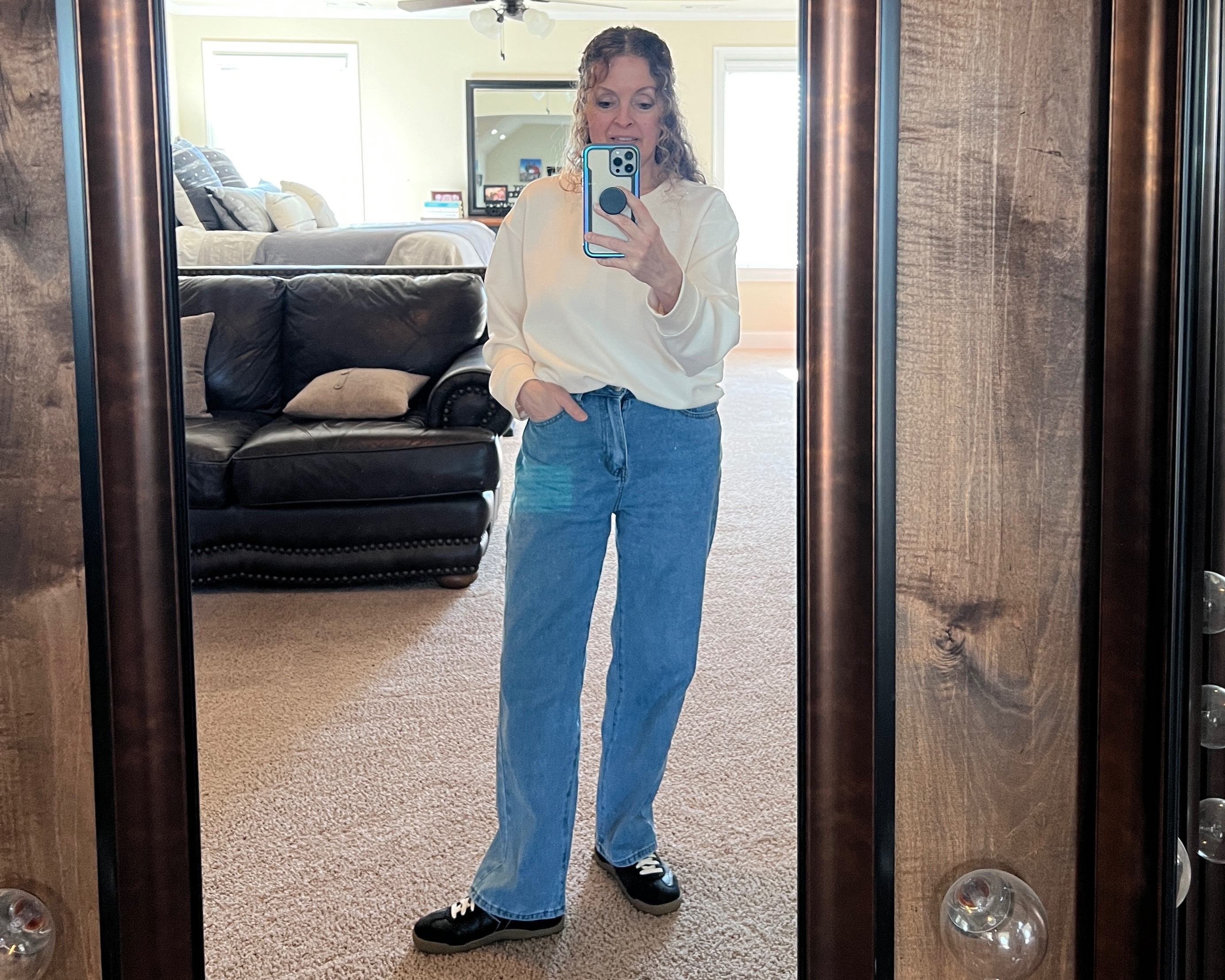 OOTD 5'2" Mimi to 13 grandkids who tries to look casual yet cool and comfy is a MUST!
A New Day cozy sweatshirt
Shein petite high waist wide leg jeans
Dr. Scholl's black sneakers 

 #LTKGiftGuide #LTKStyleTip