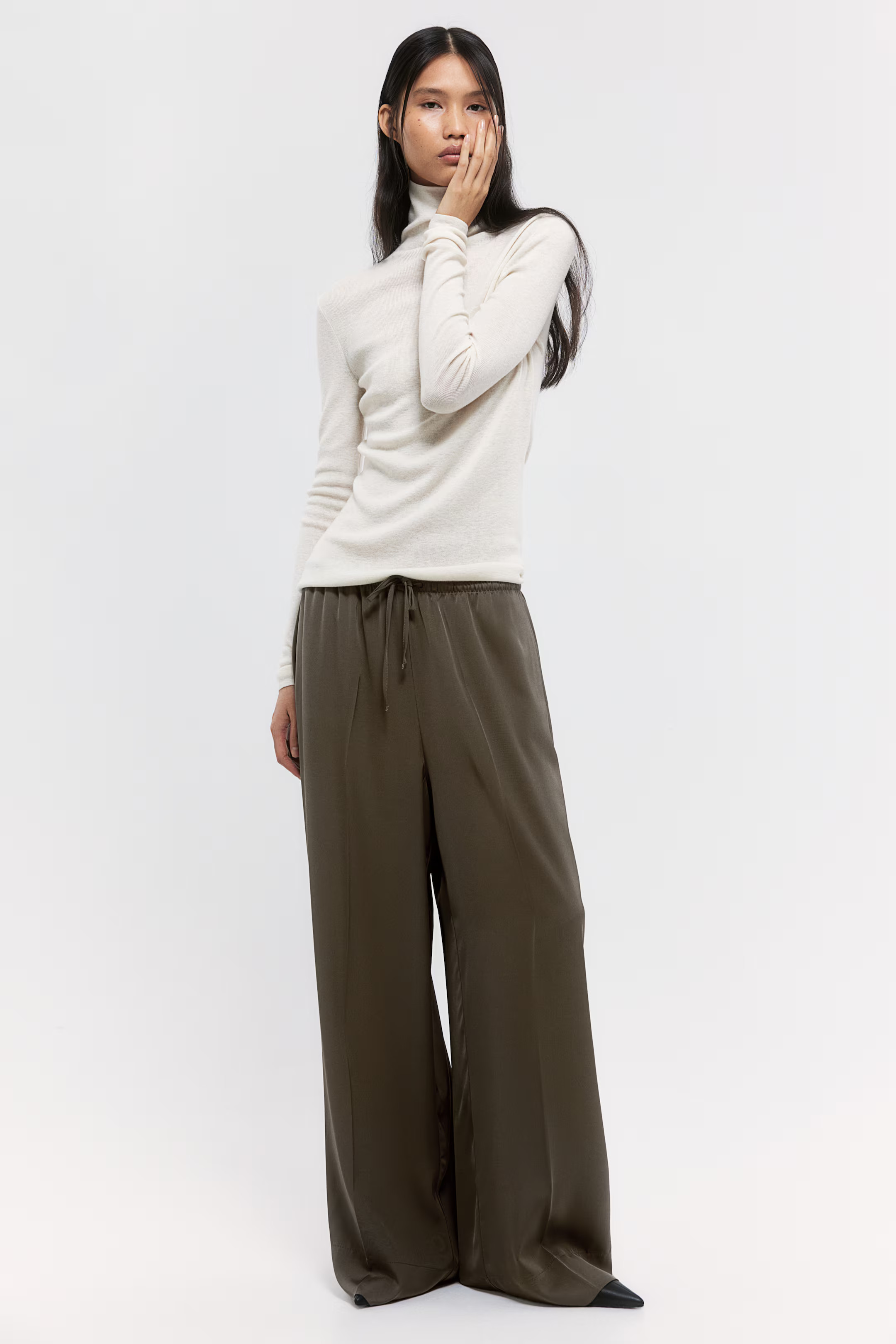 Wide drawstring trousers | H&M (UK, MY, IN, SG, PH, TW, HK)