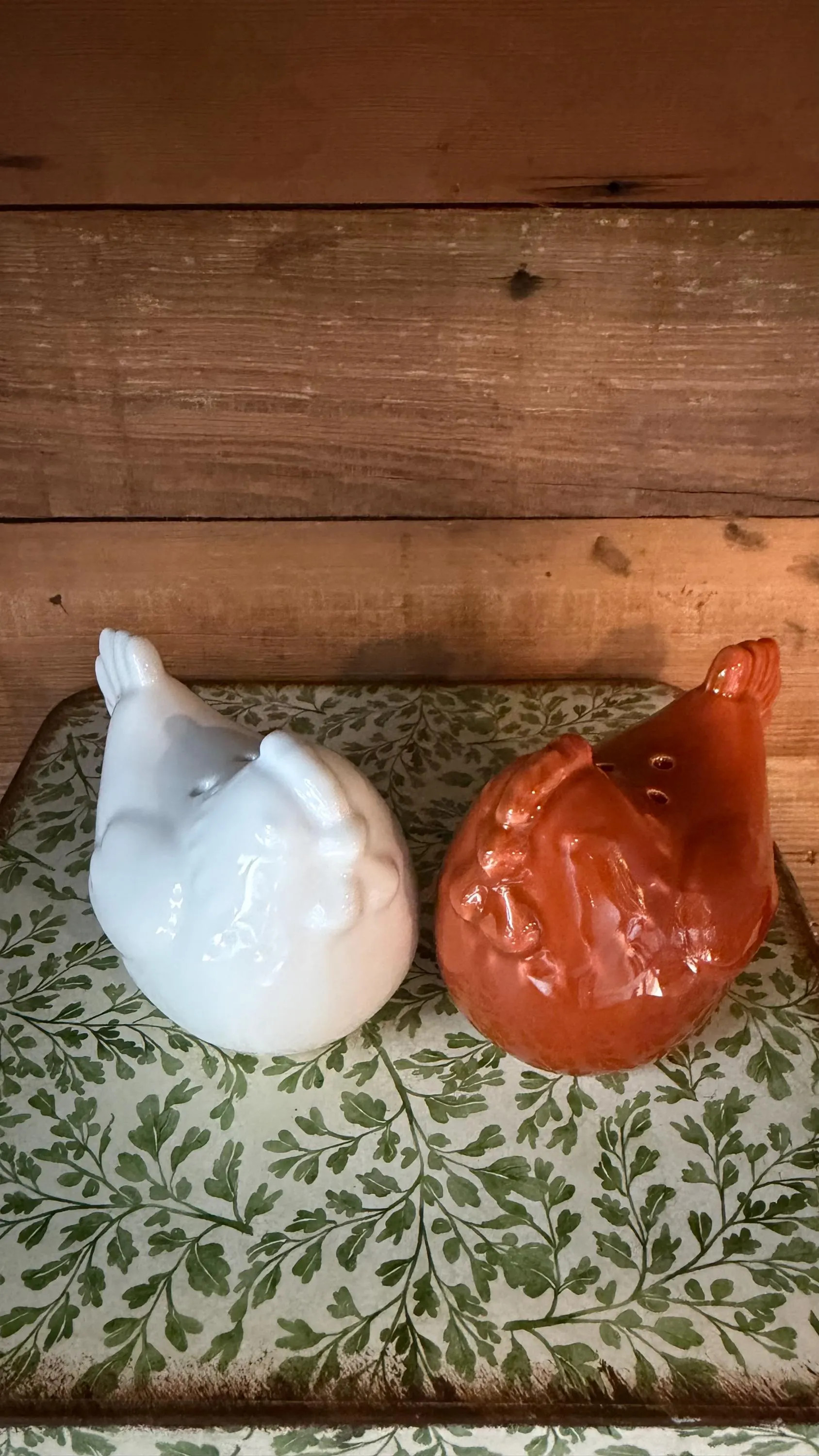 Vintage ceramic chicken salt + pepper shakers | Etsy (Global)