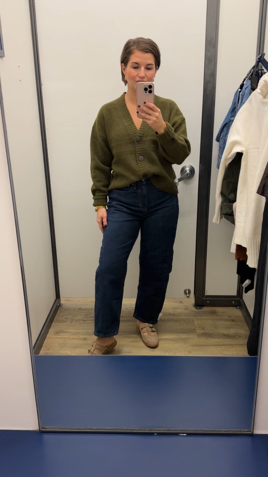 Why do these old navy barrel leg jeans fit better than the madewell pair?! 

#LTKSaleAlert #LTKFindsUnder50 #LTKStyleTip