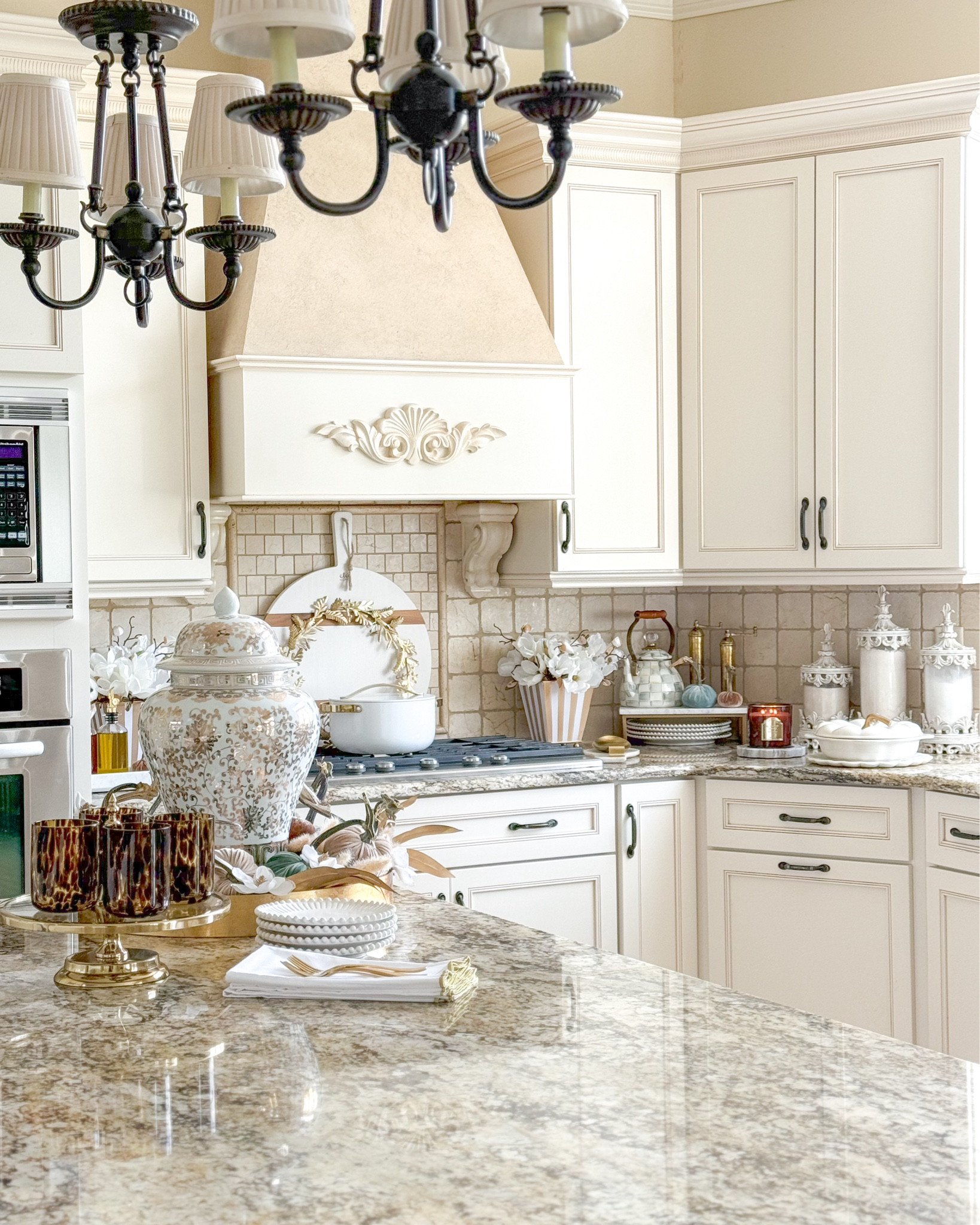 Shop my fall kitchen! 

Tortoise glassware, magnolia stems, gold ginger jar, Williams Sonoma, charcuterie board, Etu home, gold tray, white plates, Amazon linens, pepper mill, salt mill, caraway, white and gold cookware, pumpkin pie dish, target finds, fall candle 

#LTKFindsUnder100 #LTKHome #LTKSeasonal