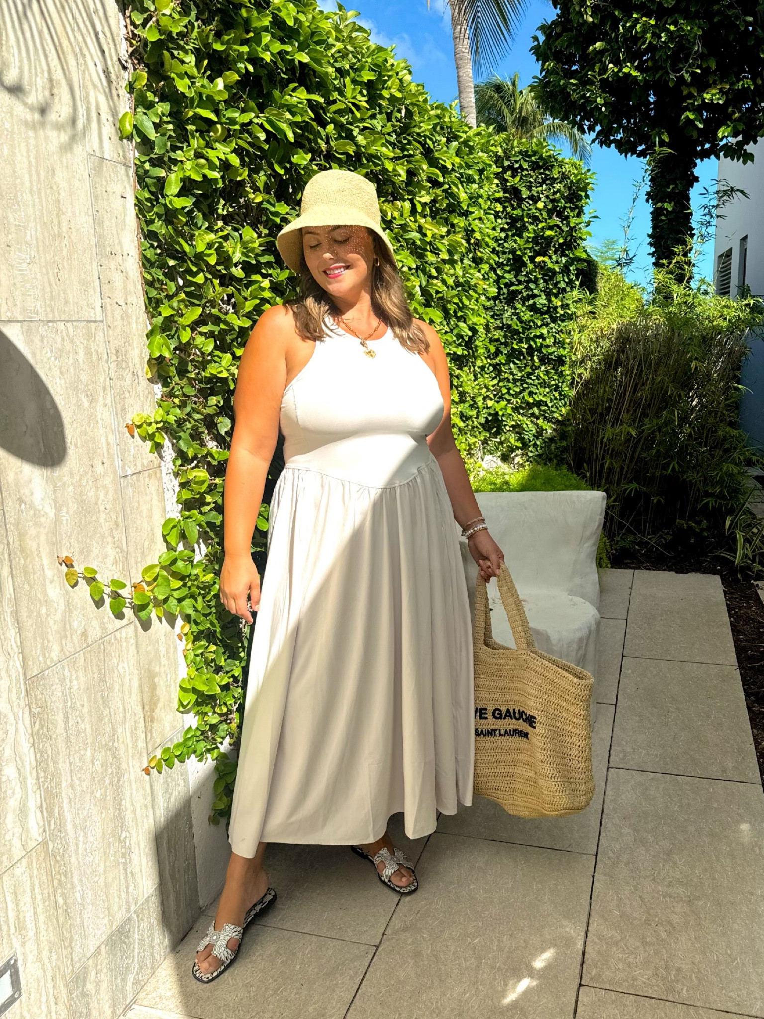 Wearing size XXL, use CARALYN at Cakes Body. Sharing similar dress styles! 

#LTKMidsize #LTKxNSale #LTKStyleTip