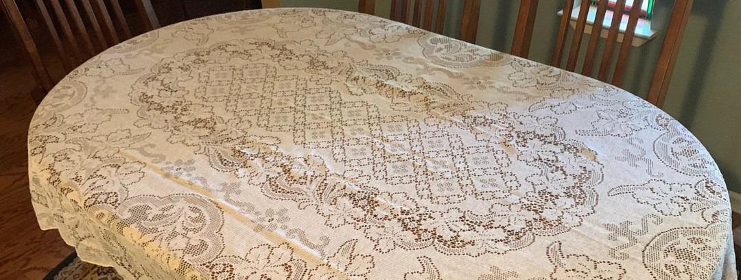 8045 T Vintage Oval off White Lace Tablecloth, 58 X 86 - Etsy | Etsy (US)
