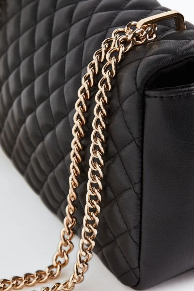 Quilted crossbody bag | H&M (UK, MY, IN, SG, PH, TW, HK)